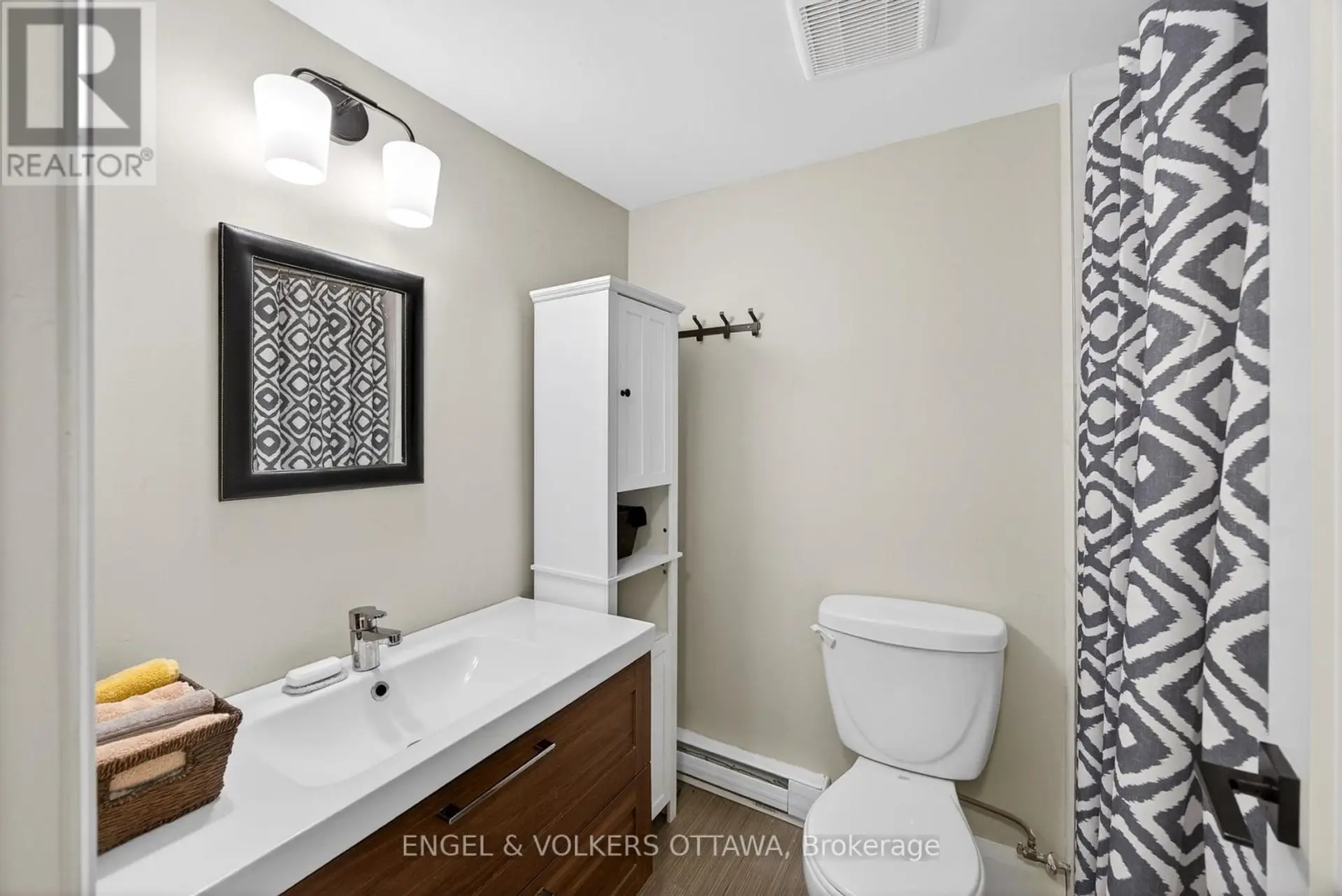 #B 35 ROBINSON AVENUE - Image 16