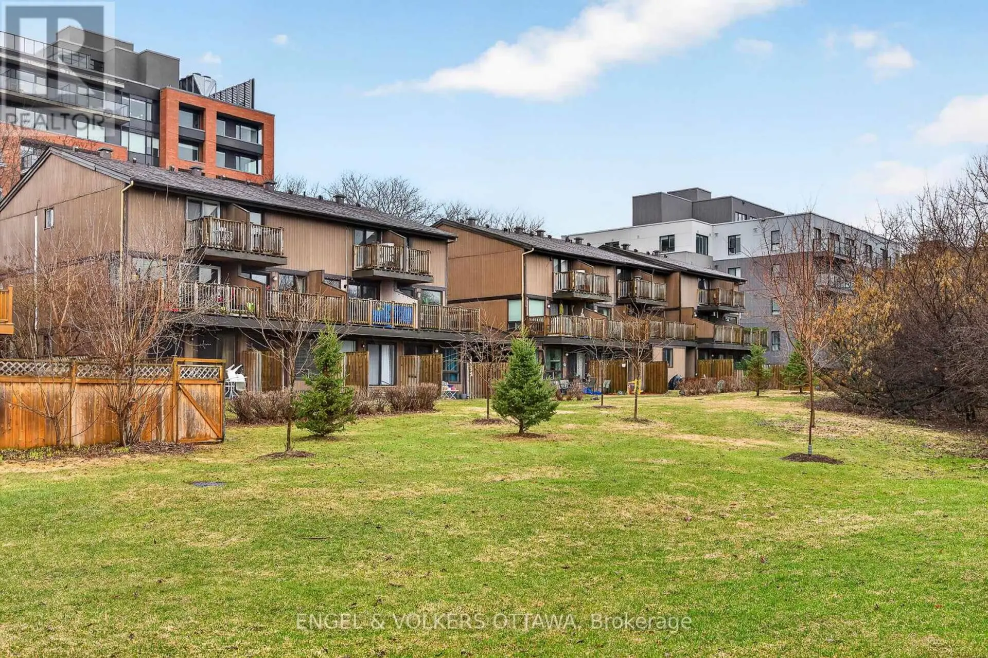 #B 35 ROBINSON AVENUE - Image 18