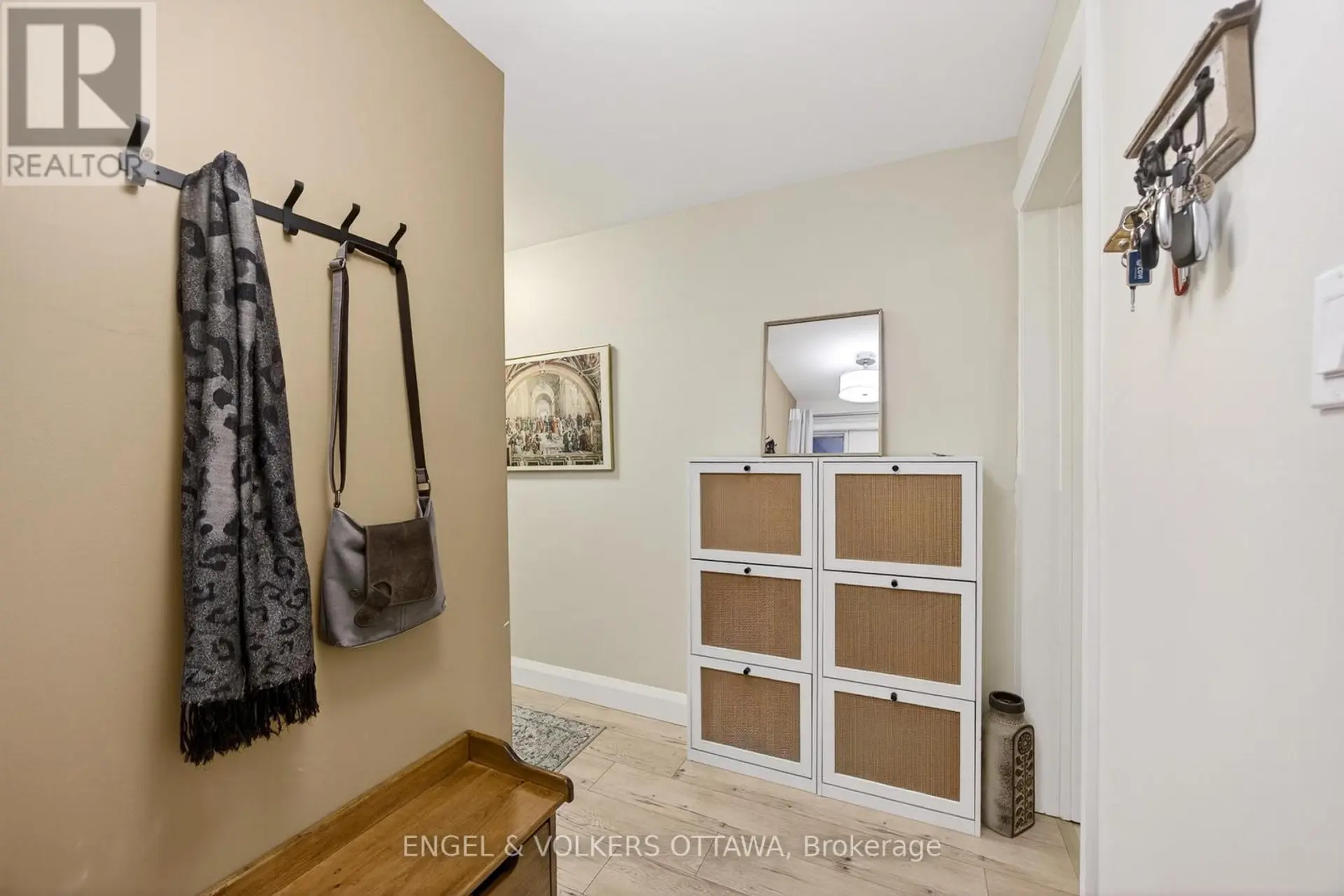 #B 35 ROBINSON AVENUE - Image 3