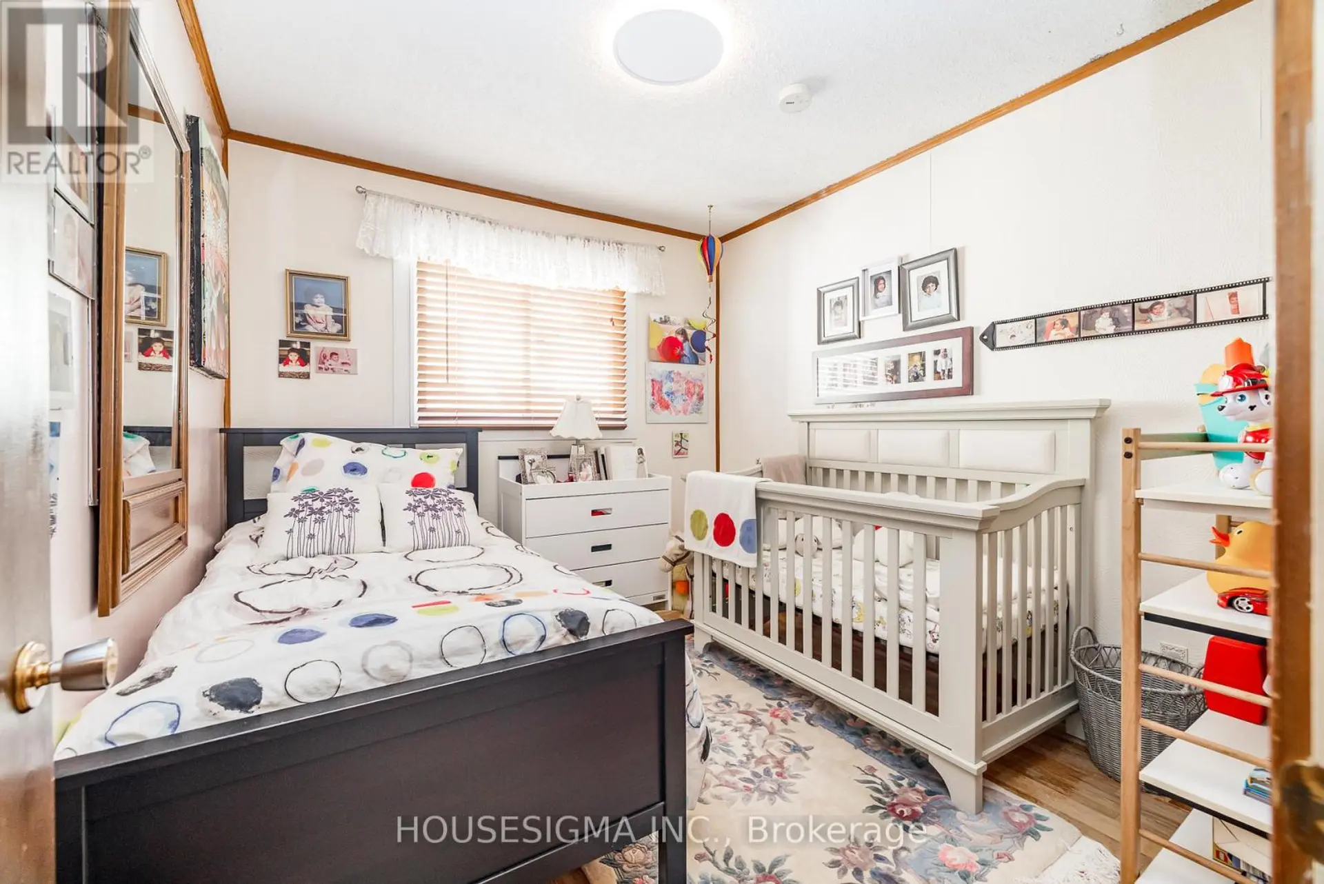 994 CHARLTON DRIVE - Image 11