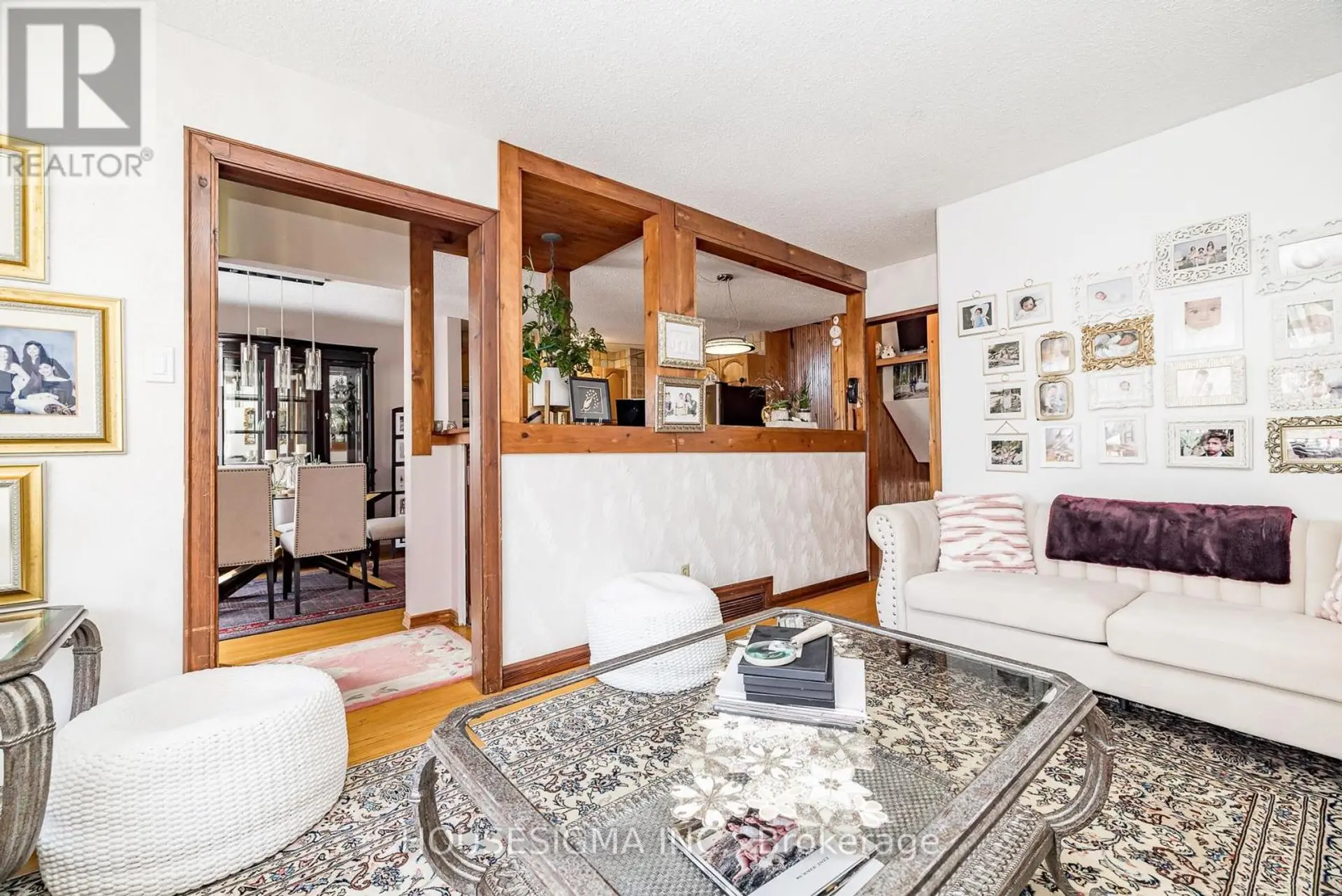 994 CHARLTON DRIVE - Image 2