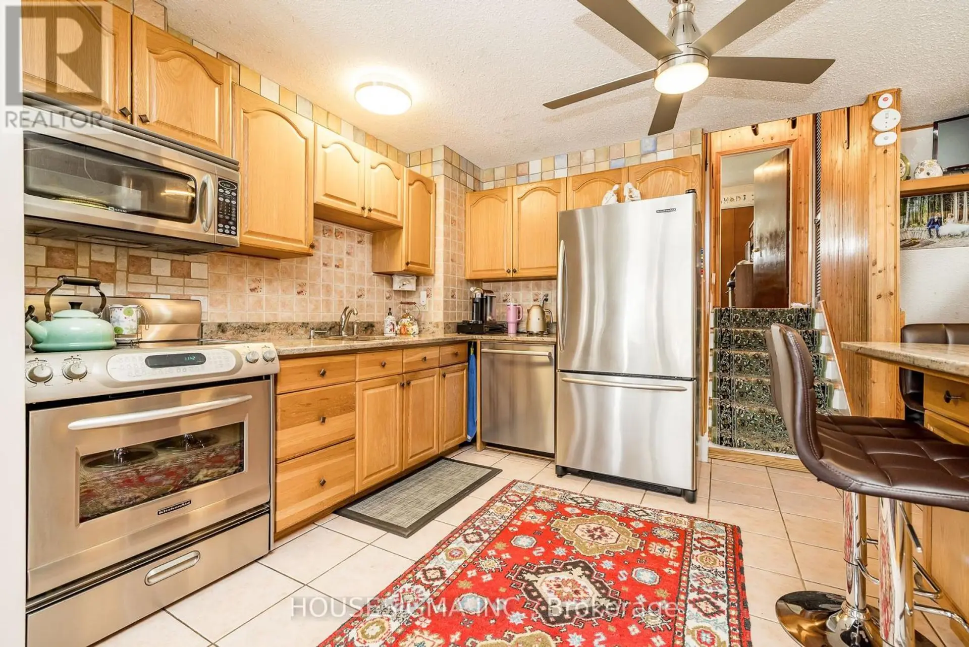 994 CHARLTON DRIVE - Image 7