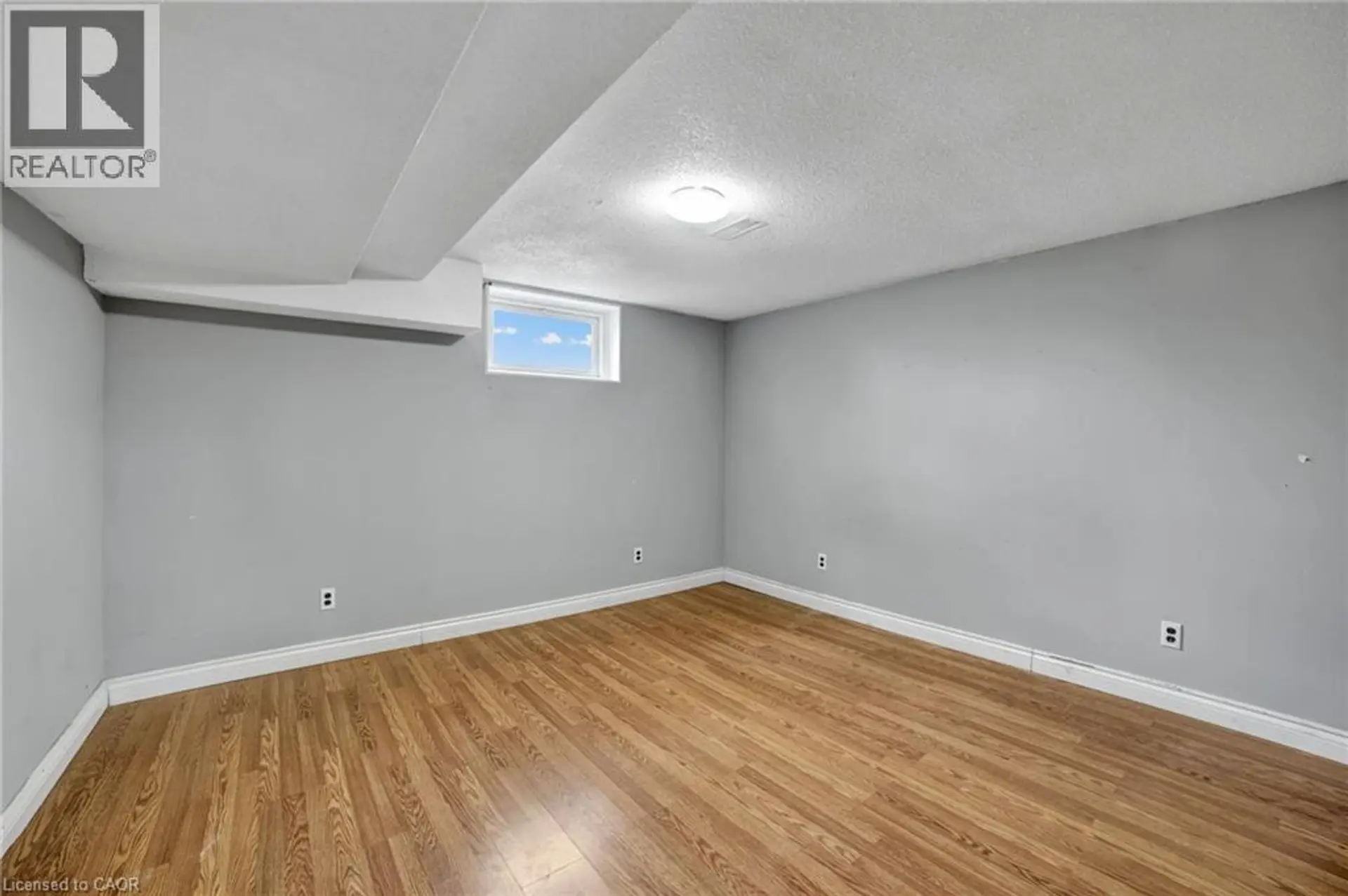 13 MCDONALD COURT - Image 19