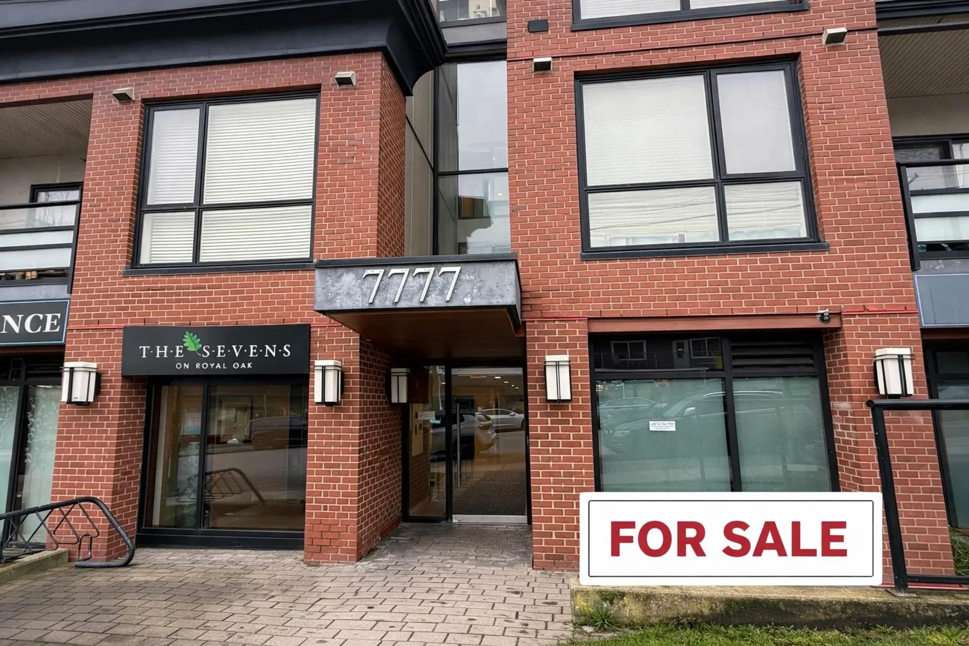 #304 7777 Royal Oak Avenue - Image 3