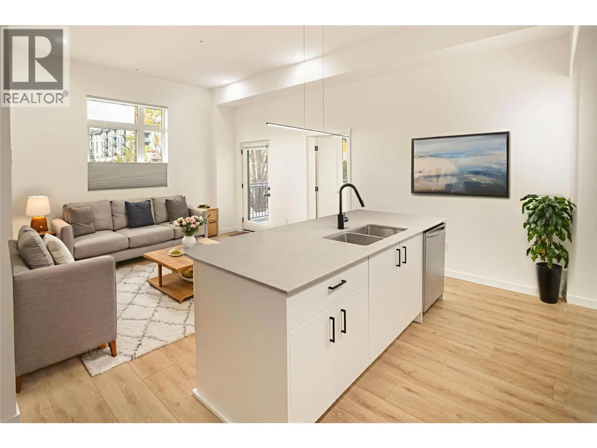 #105 660 Cawston Avenue - Image 5