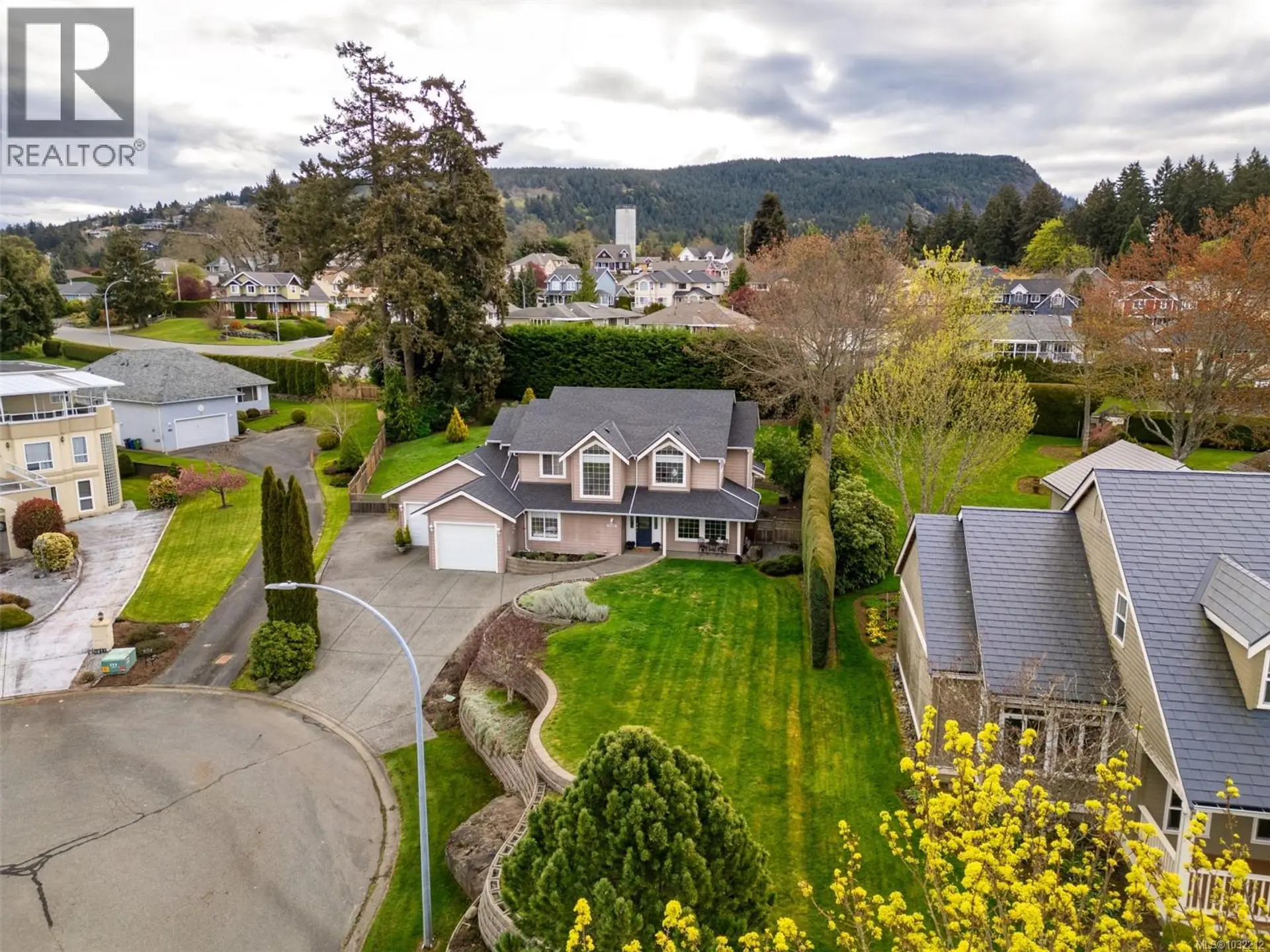 Property at 6026 Stonehouse Pl, Duncan, BC