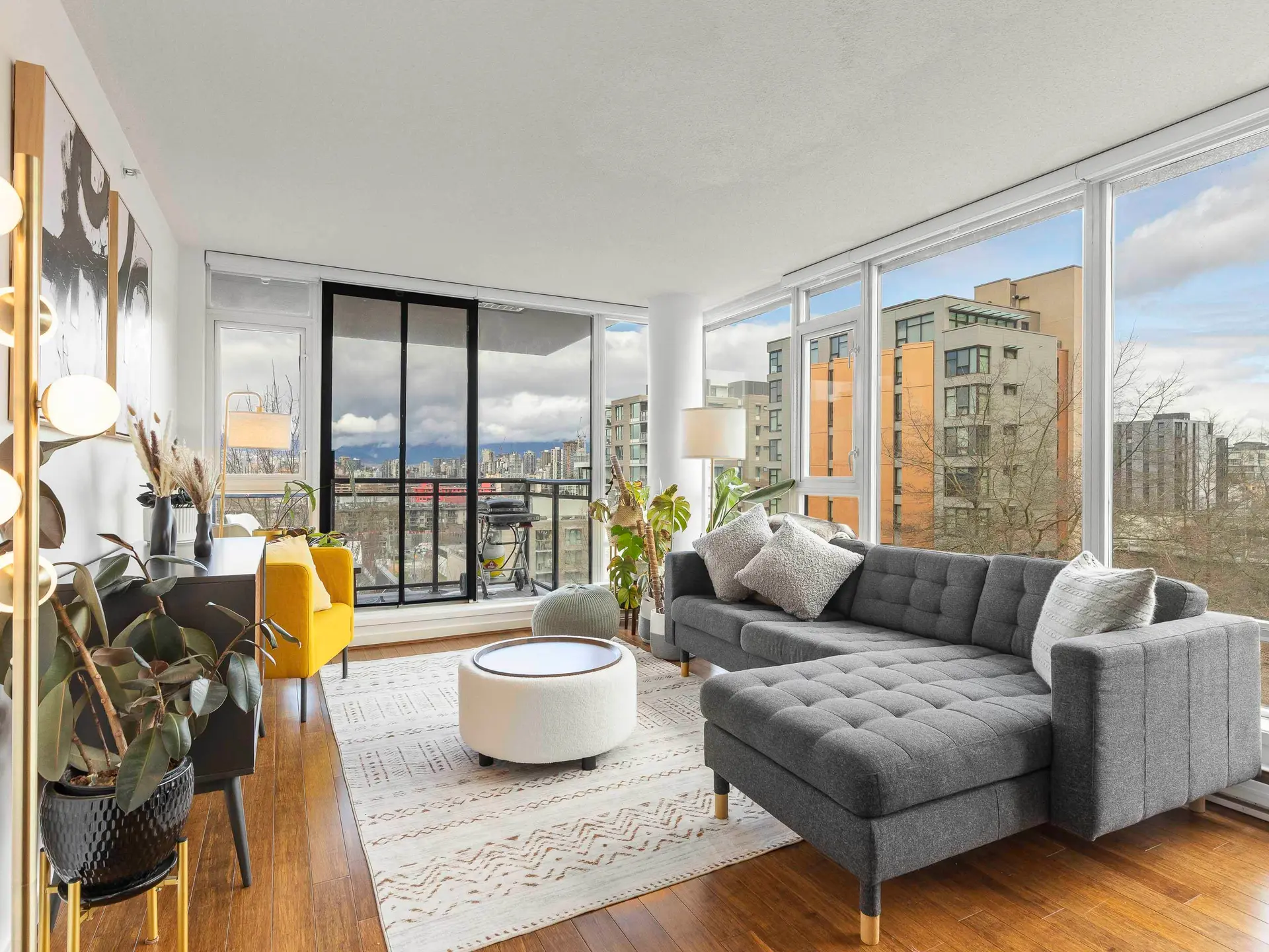 Property at #706 1650 W 7th Avenue, Vancouver, BC