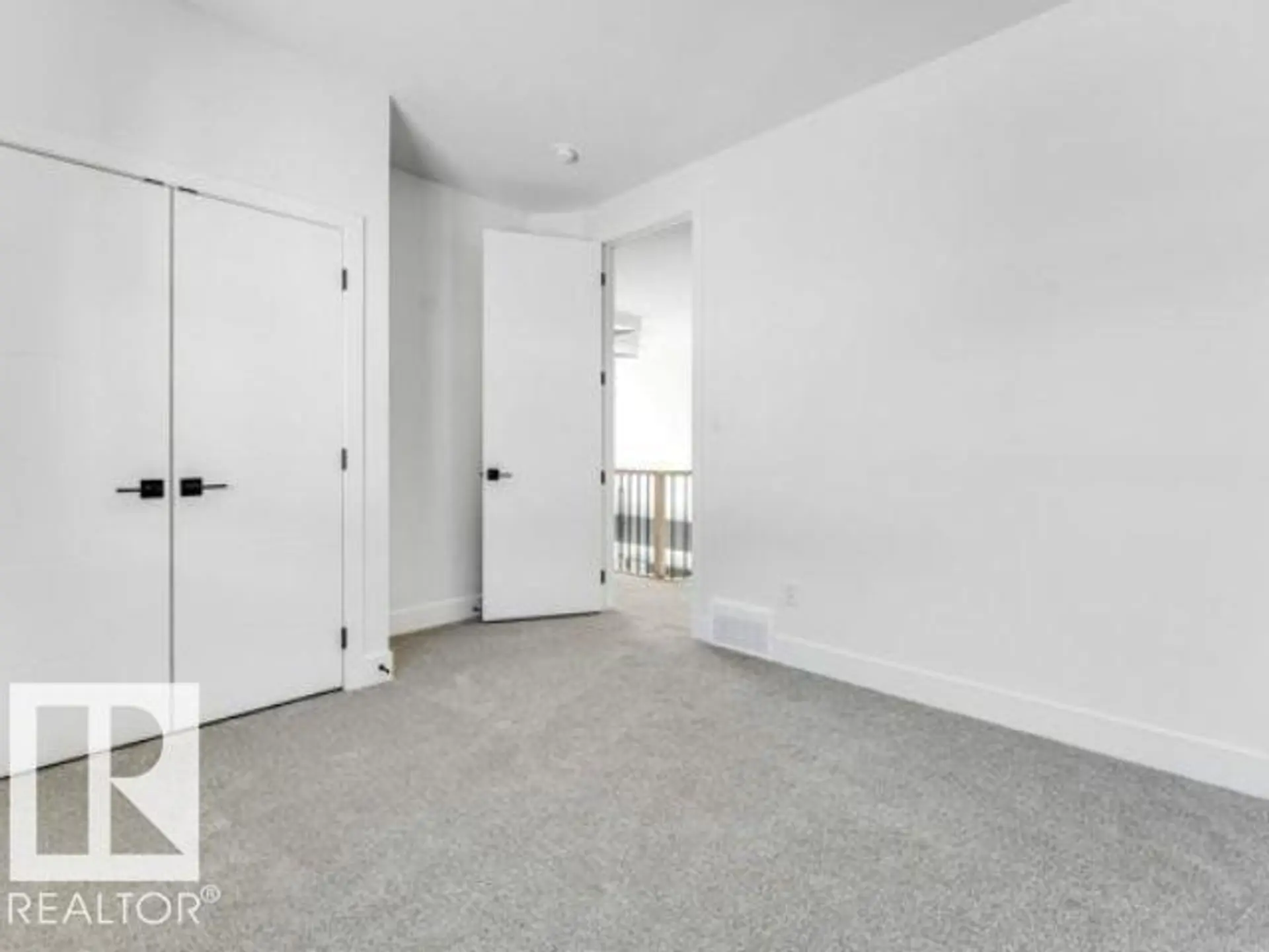 6710 176A AV NW - Image 13