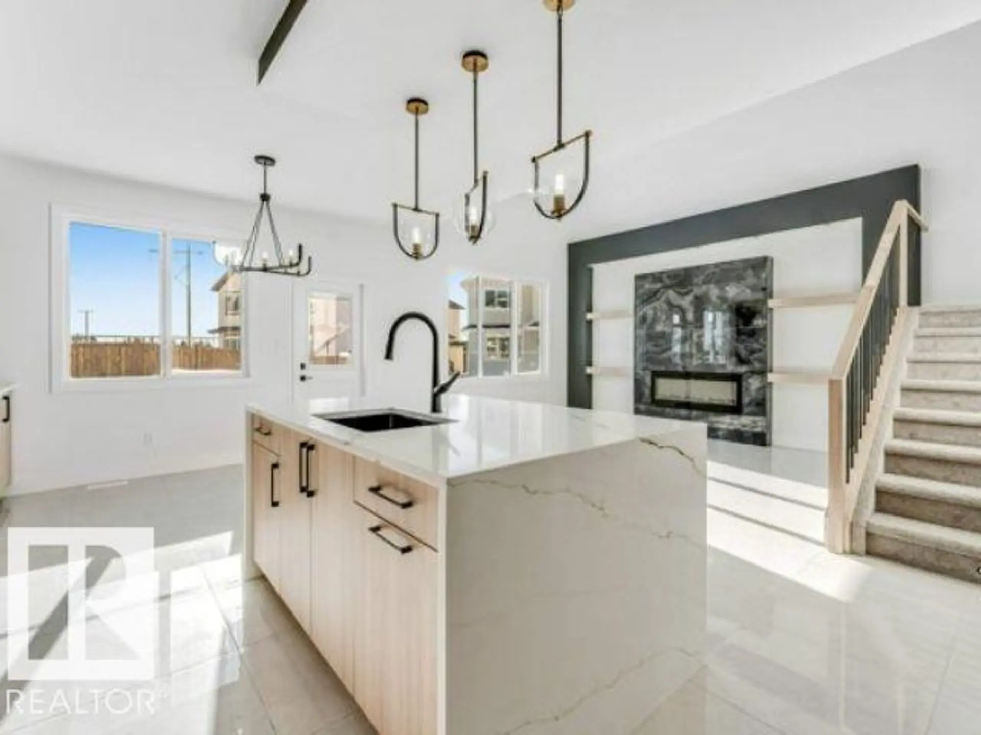 6710 176A AV NW - Image 4