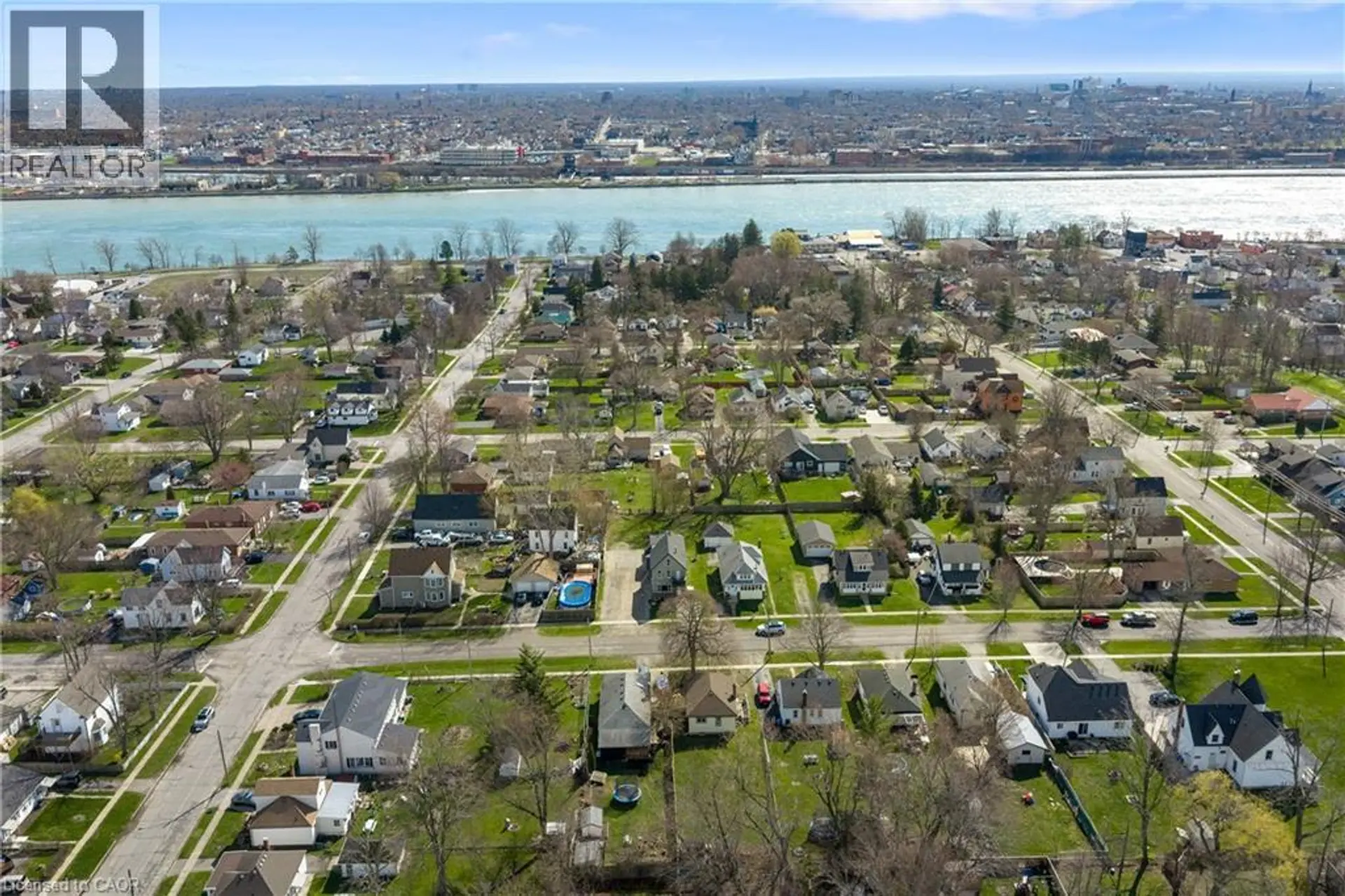 Property at 152 HIGH Street, Fort Erie, ON