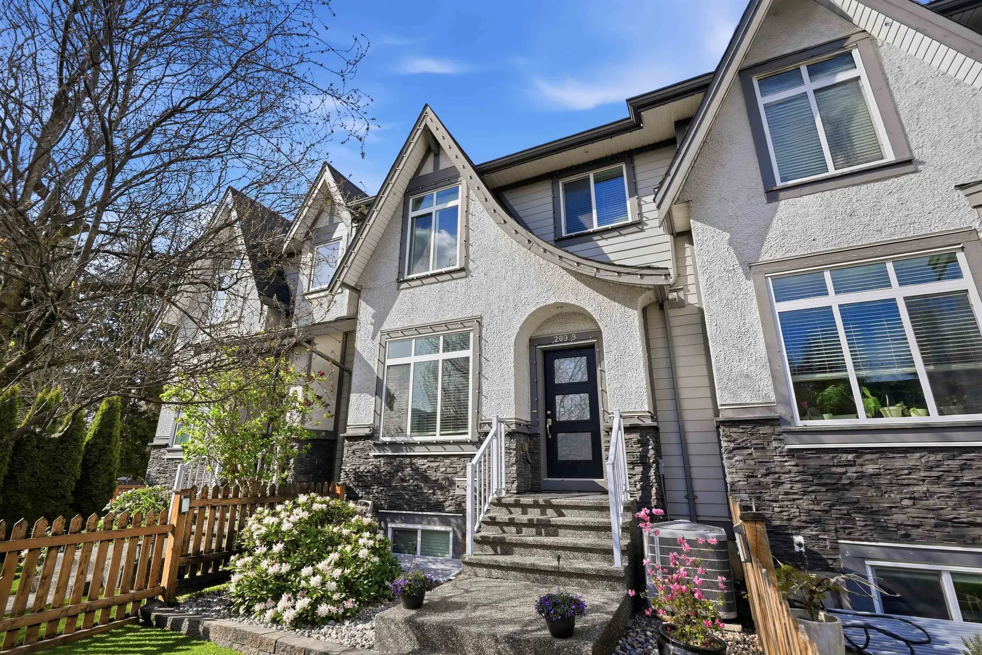 Property at 20919 80 Avenue, Langley, BC
