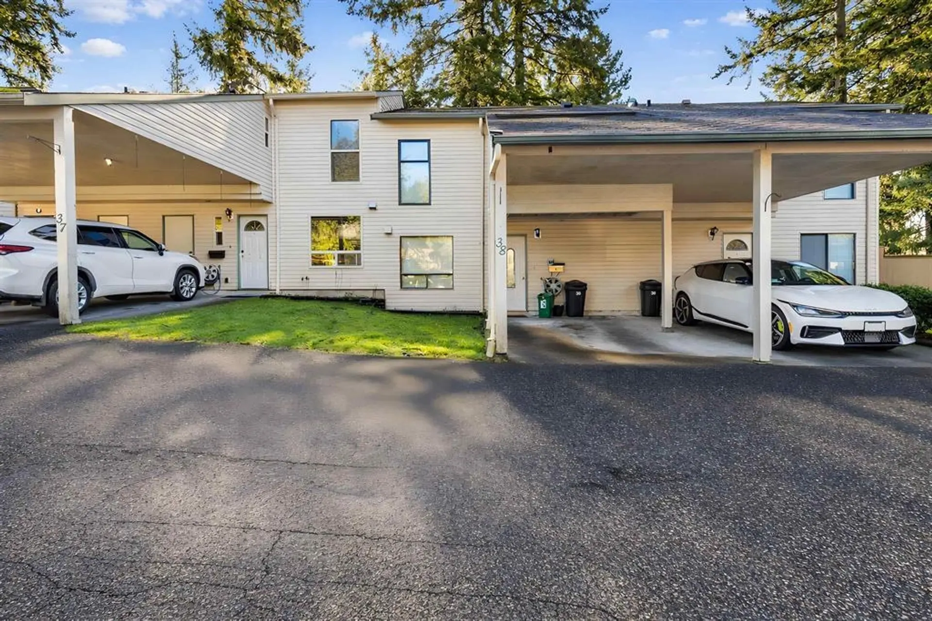 Property at #38 32310 Mouat Drive, Abbotsford, BC