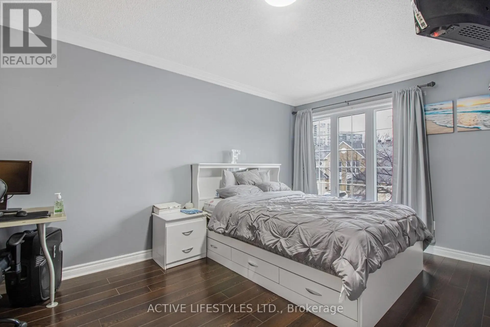 #59 10 HARTNELL SQUARE - Image 7