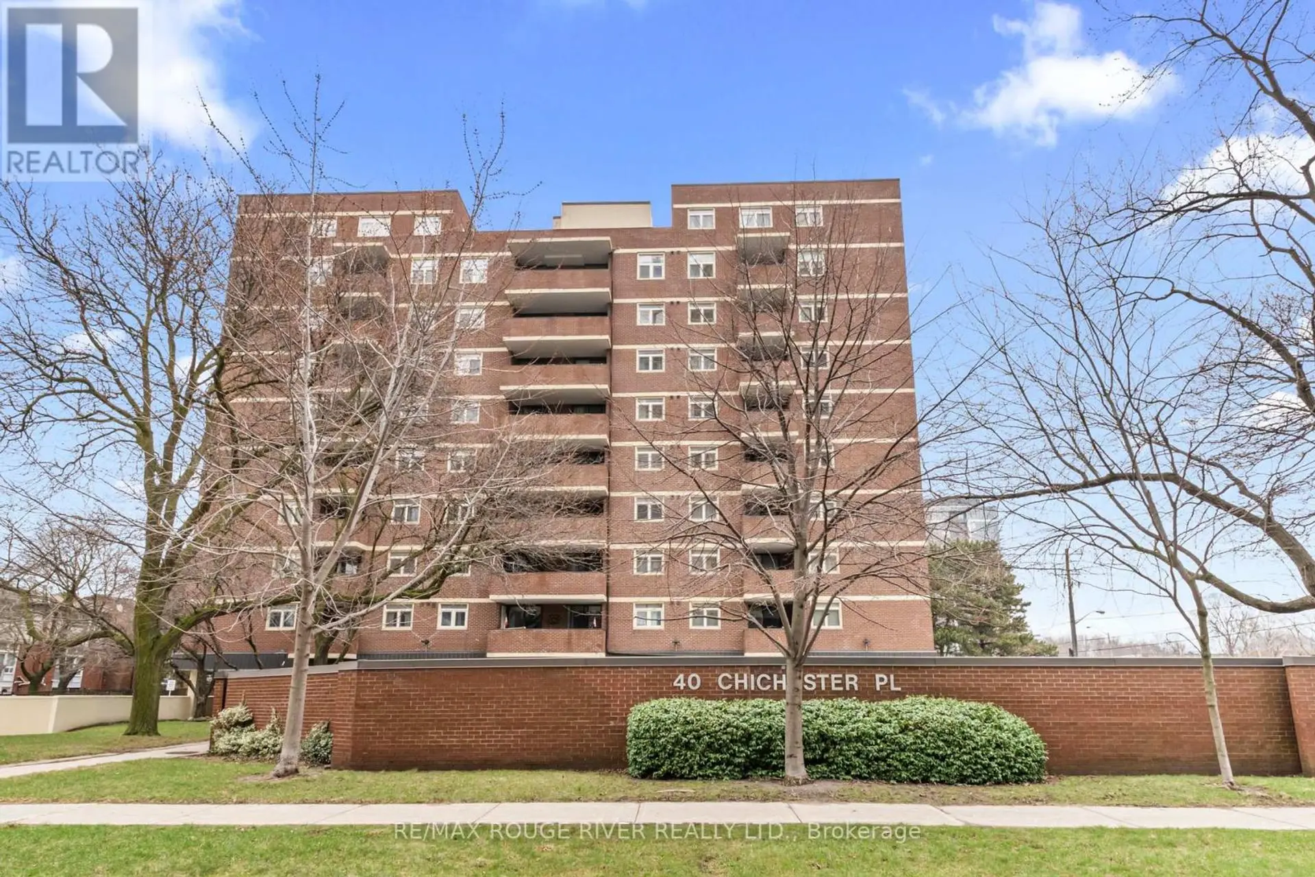 #804 40 CHICHESTER PLACE - Image 1
