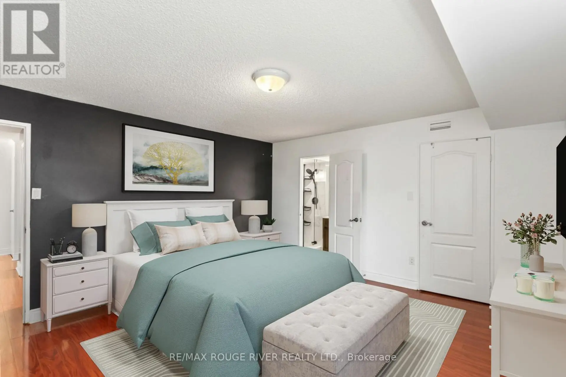 #804 40 CHICHESTER PLACE - Image 11