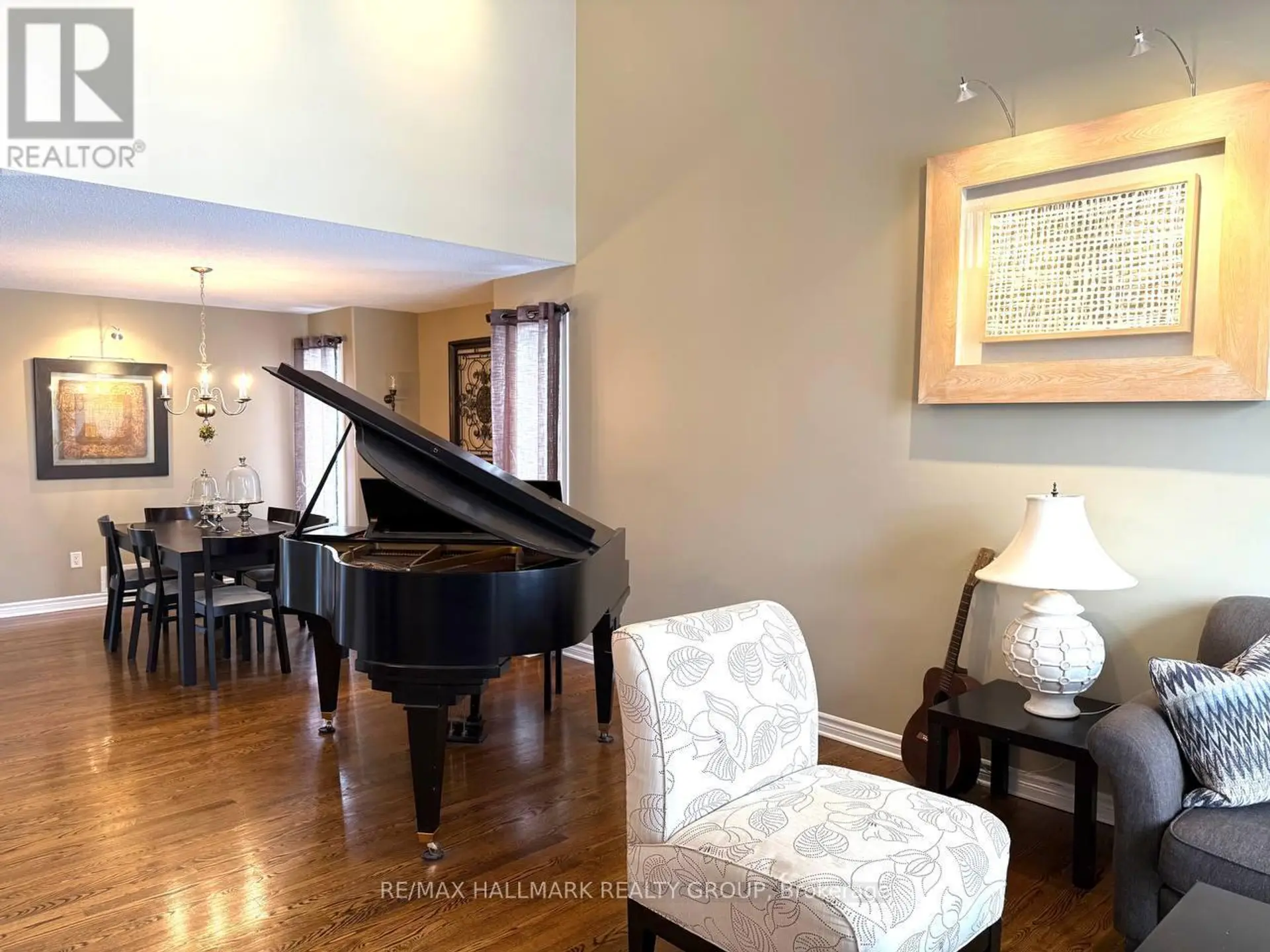 9 BLACKSHIRE CIRCLE - Image 3