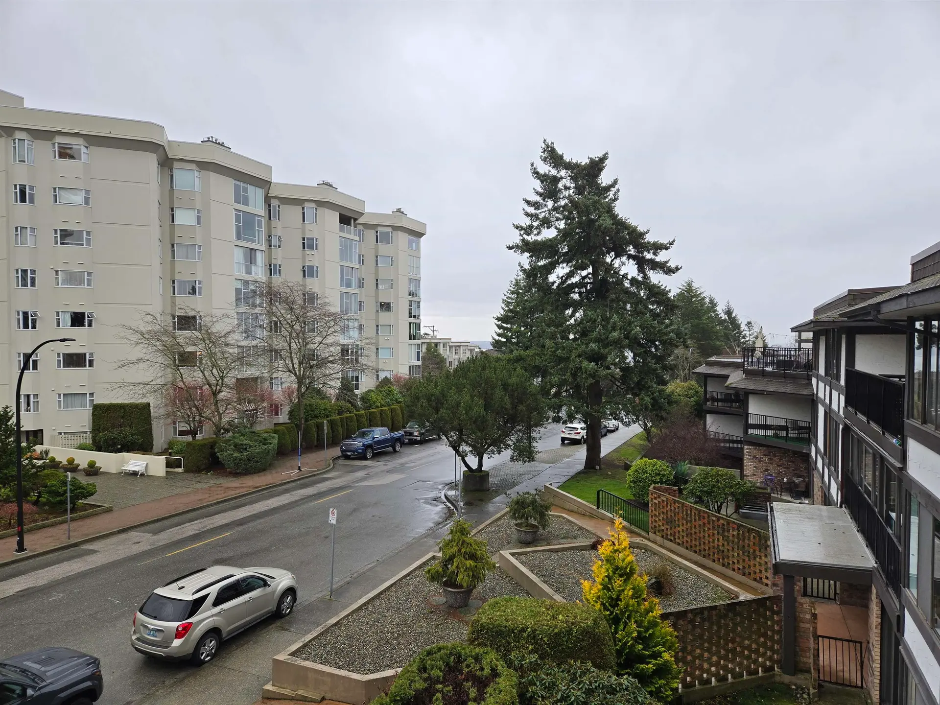 #404 1437 Foster Street - Image 13