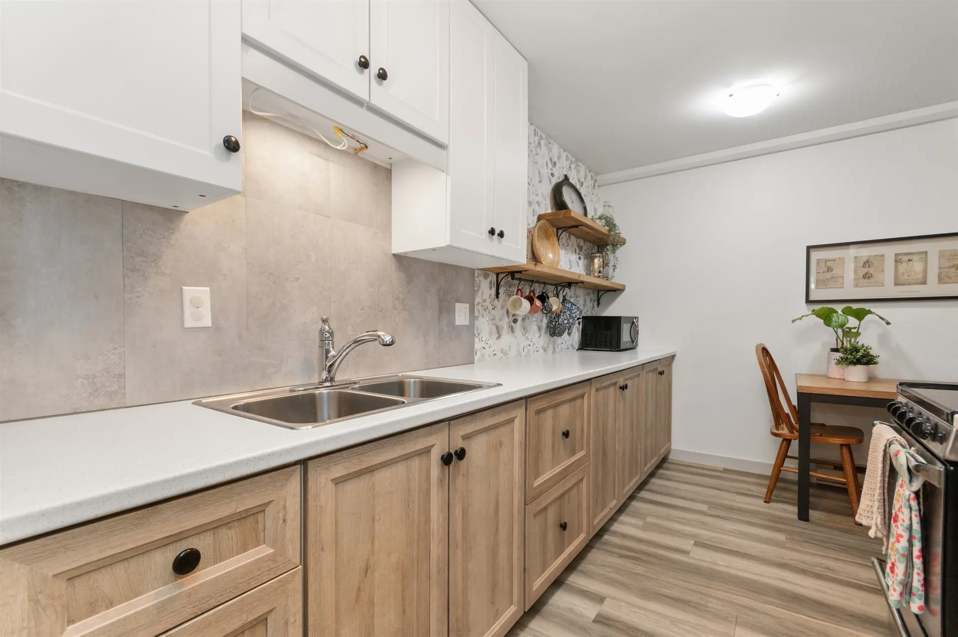 #133 1783 Agassiz-Rosedale No 9 Highway - Image 6