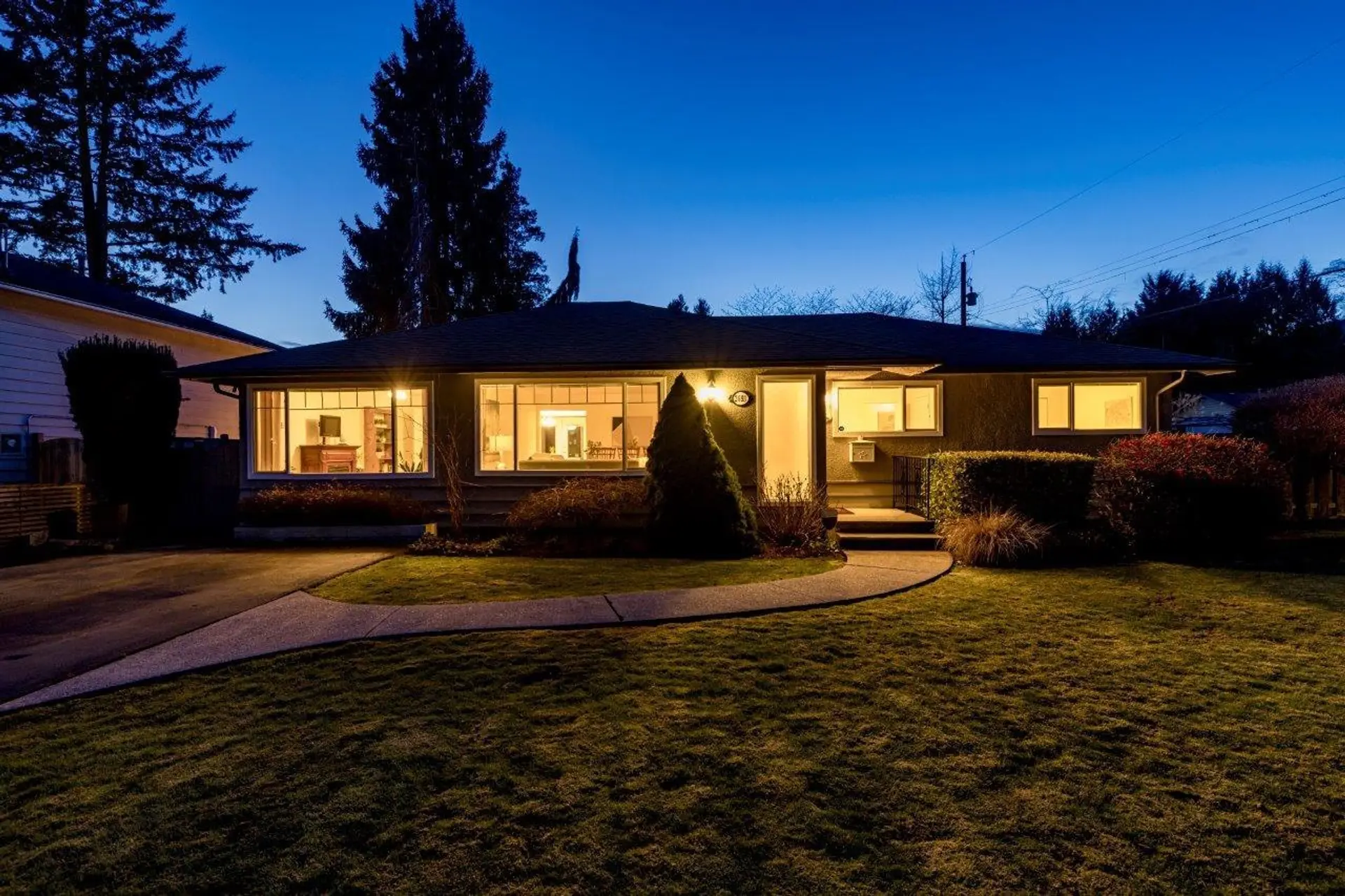 Property at 2693 Poplynn Drive, North Vancouver, BC