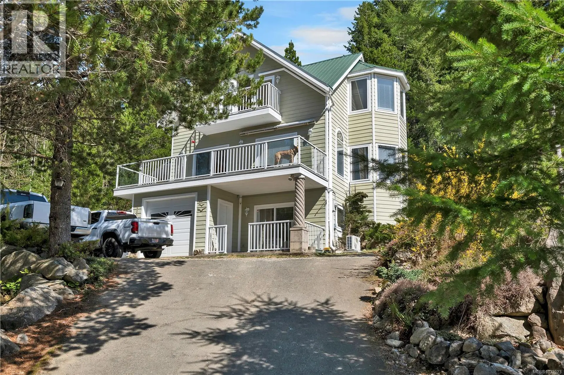 Property at 429 Donner Dr, Gold River, BC