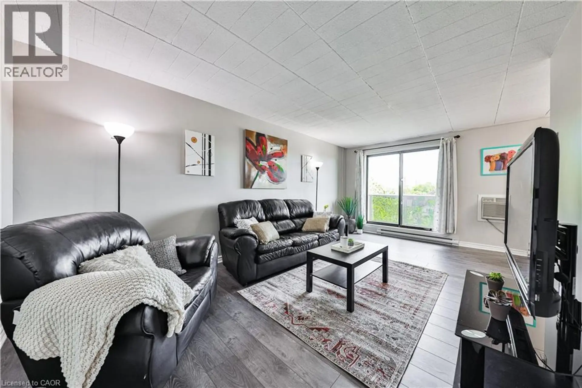 #411 29 WEST Avenue - Image 2
