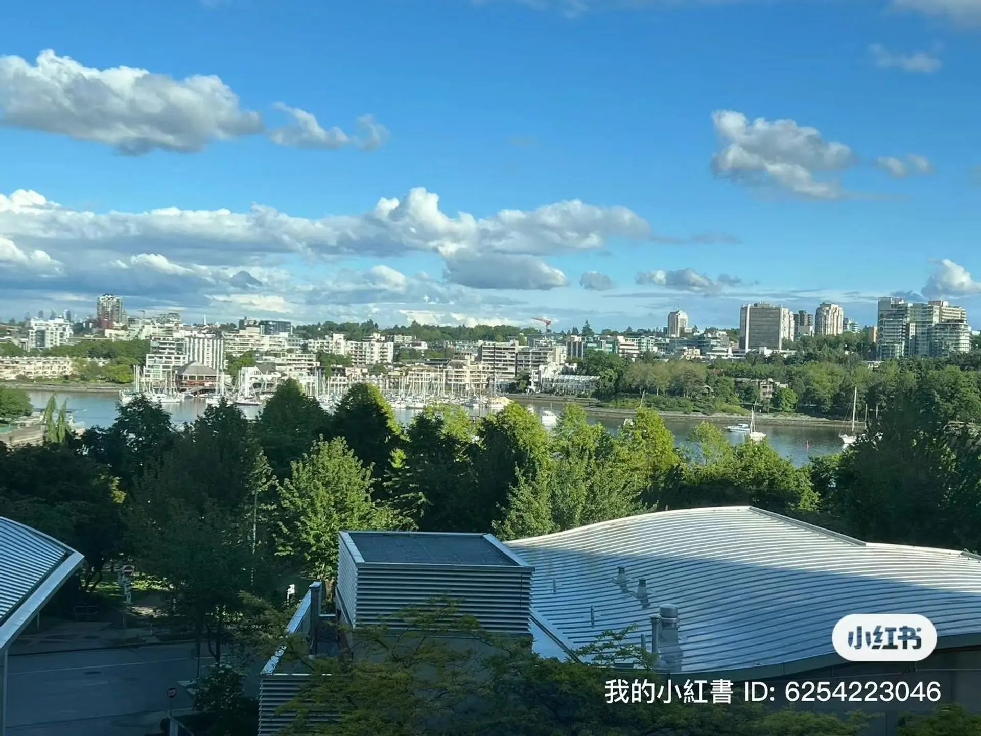 #601 1408 Strathmore Mews - Image 2
