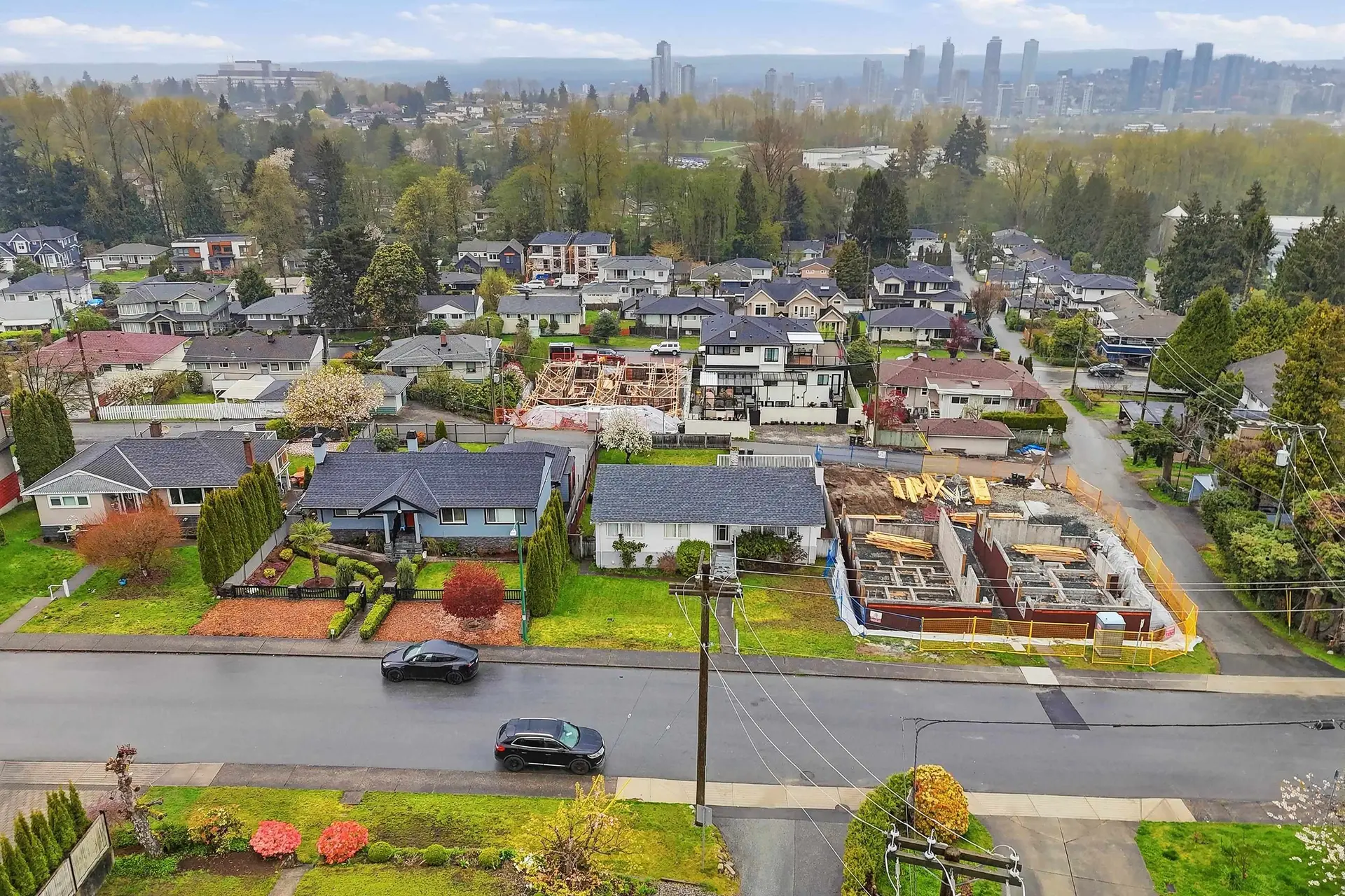 4465 Price Crescent - Image 8
