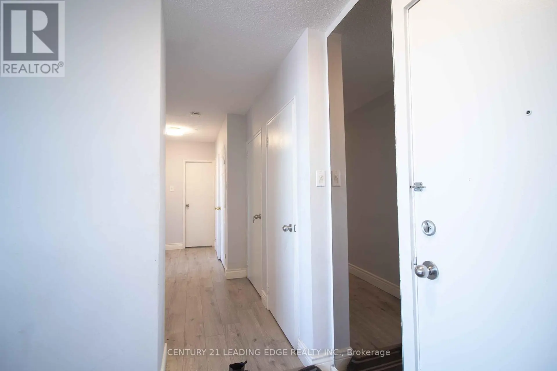 #703 80 GRANDRAVINE DRIVE - Image 11