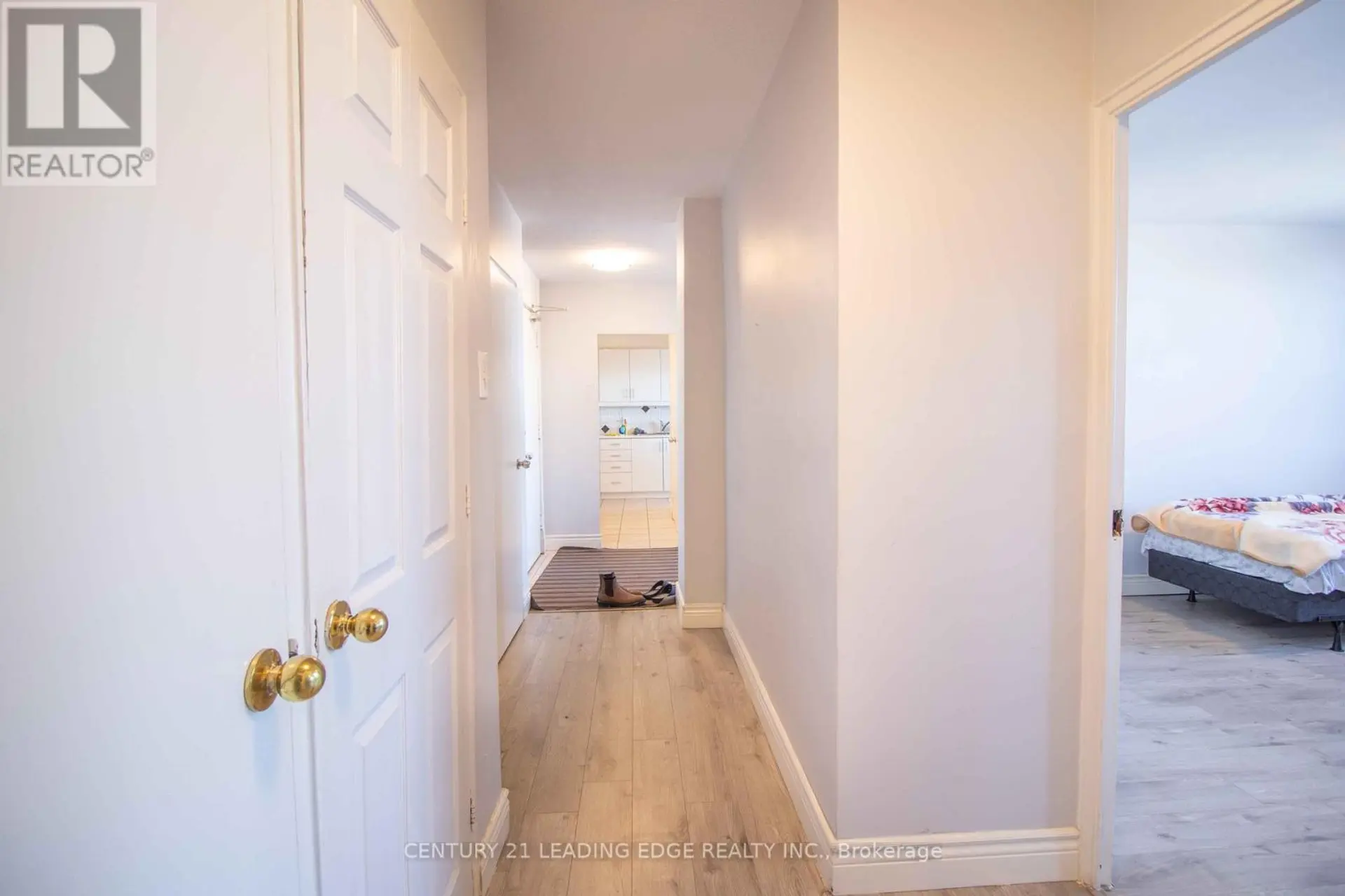 #703 80 GRANDRAVINE DRIVE - Image 12
