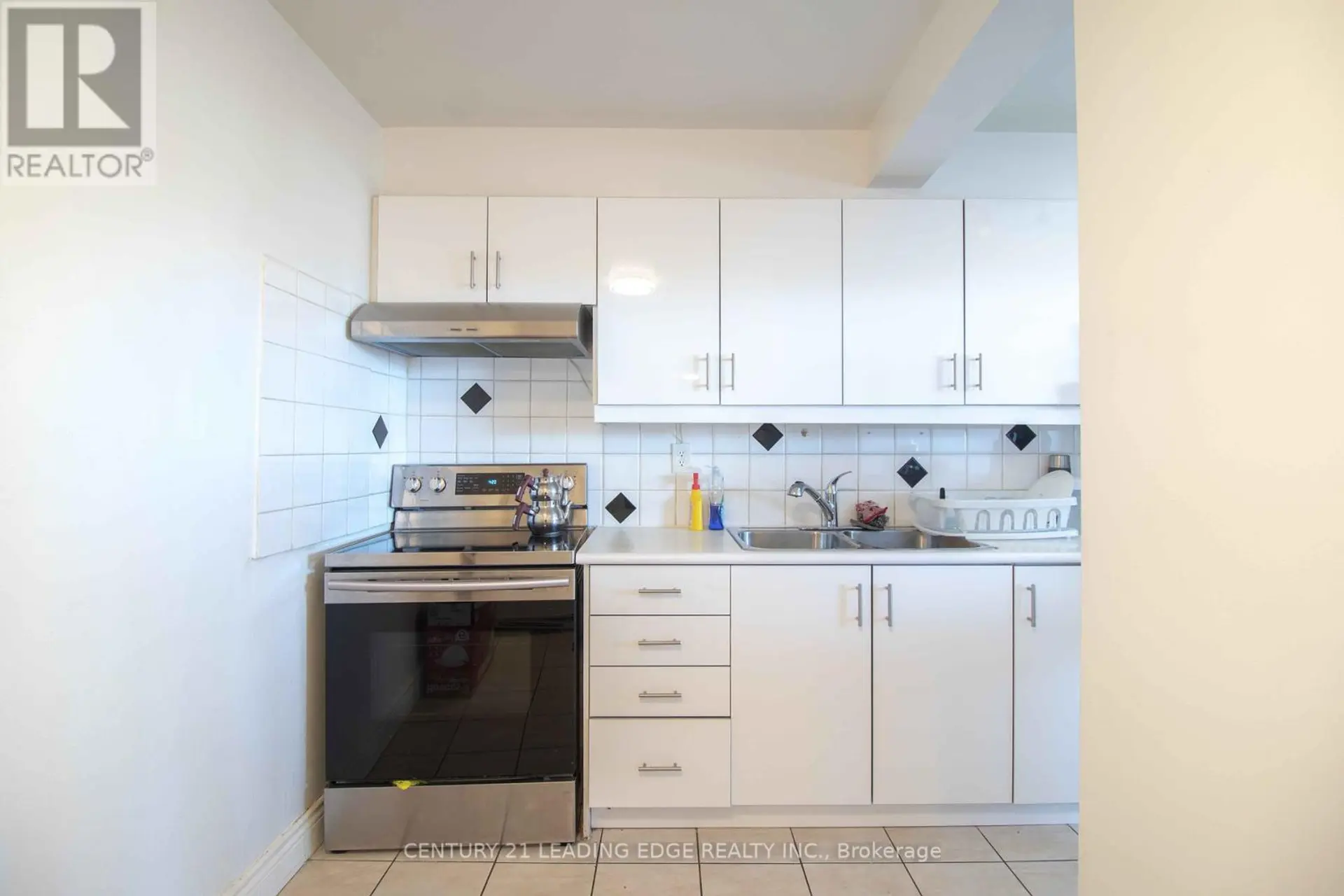 #703 80 GRANDRAVINE DRIVE - Image 7