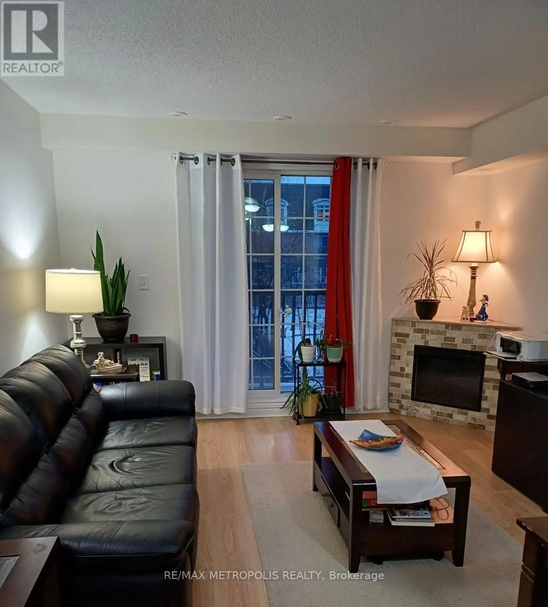 #12 45 CEDARCROFT BOULEVARD - Image 2