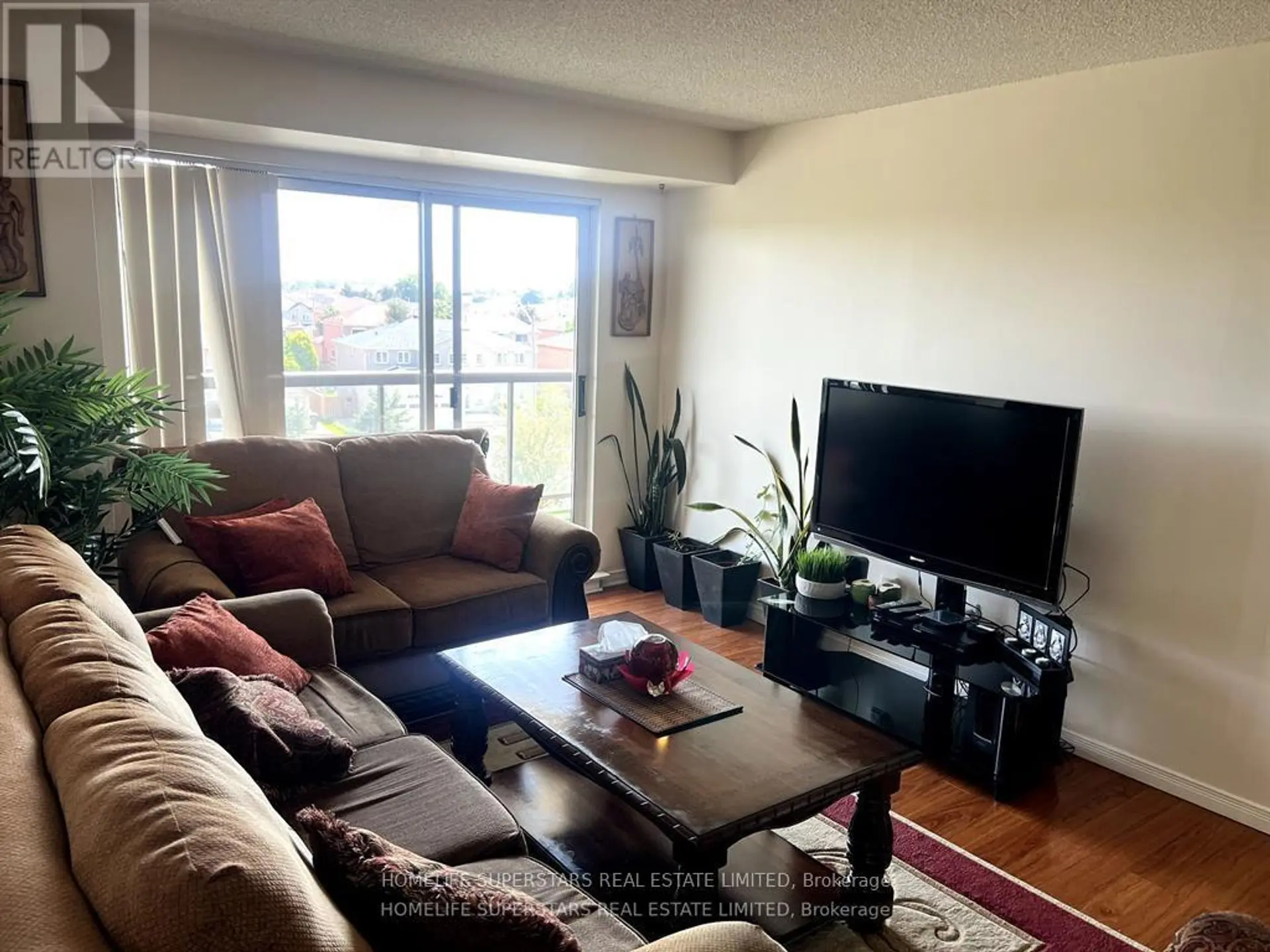 #416 300 RAY LAWSON BOULEVARD - Image 3