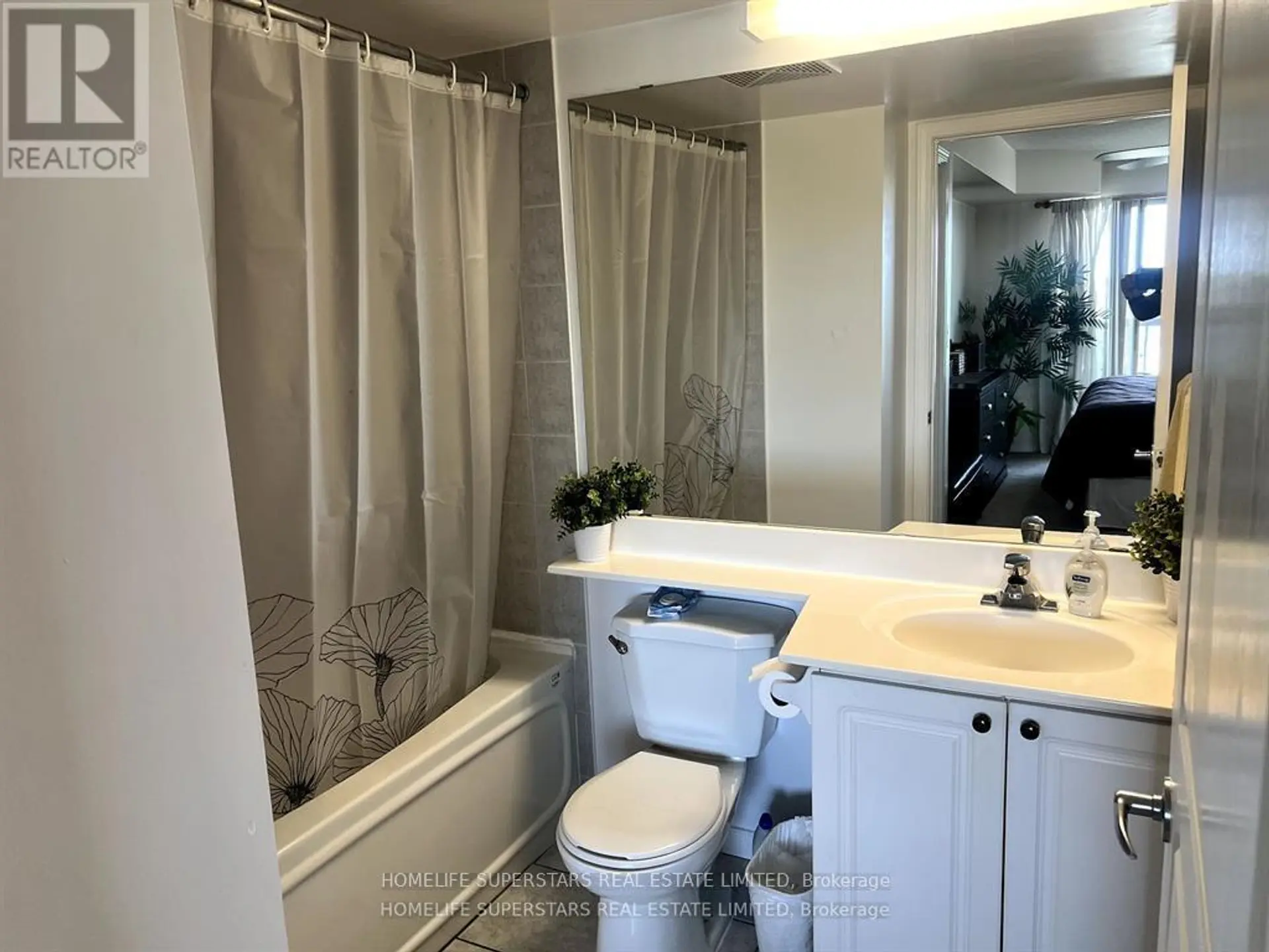#416 300 RAY LAWSON BOULEVARD - Image 5