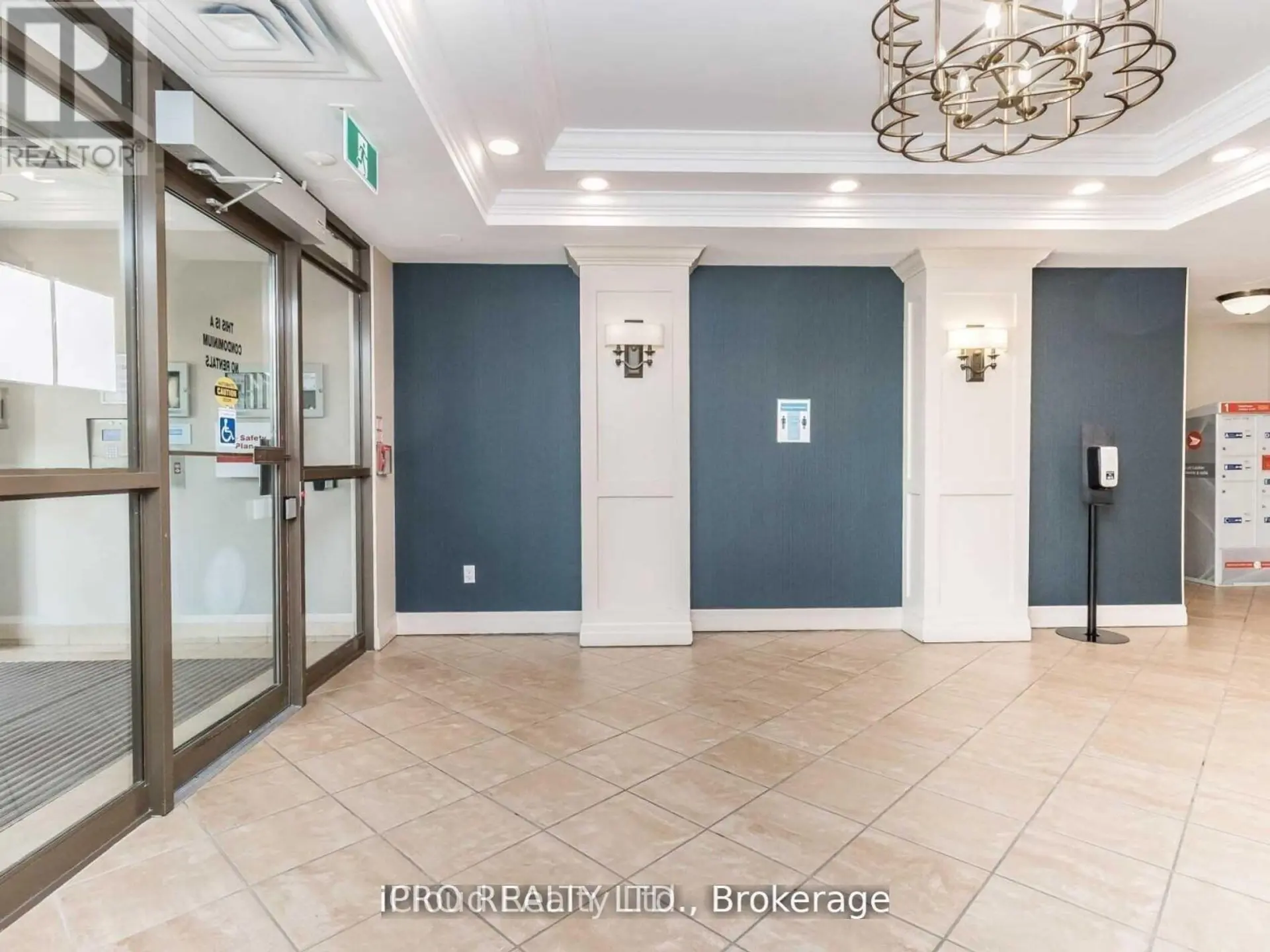 #207 300 RAY LAWSON BOULEVARD - Image 7
