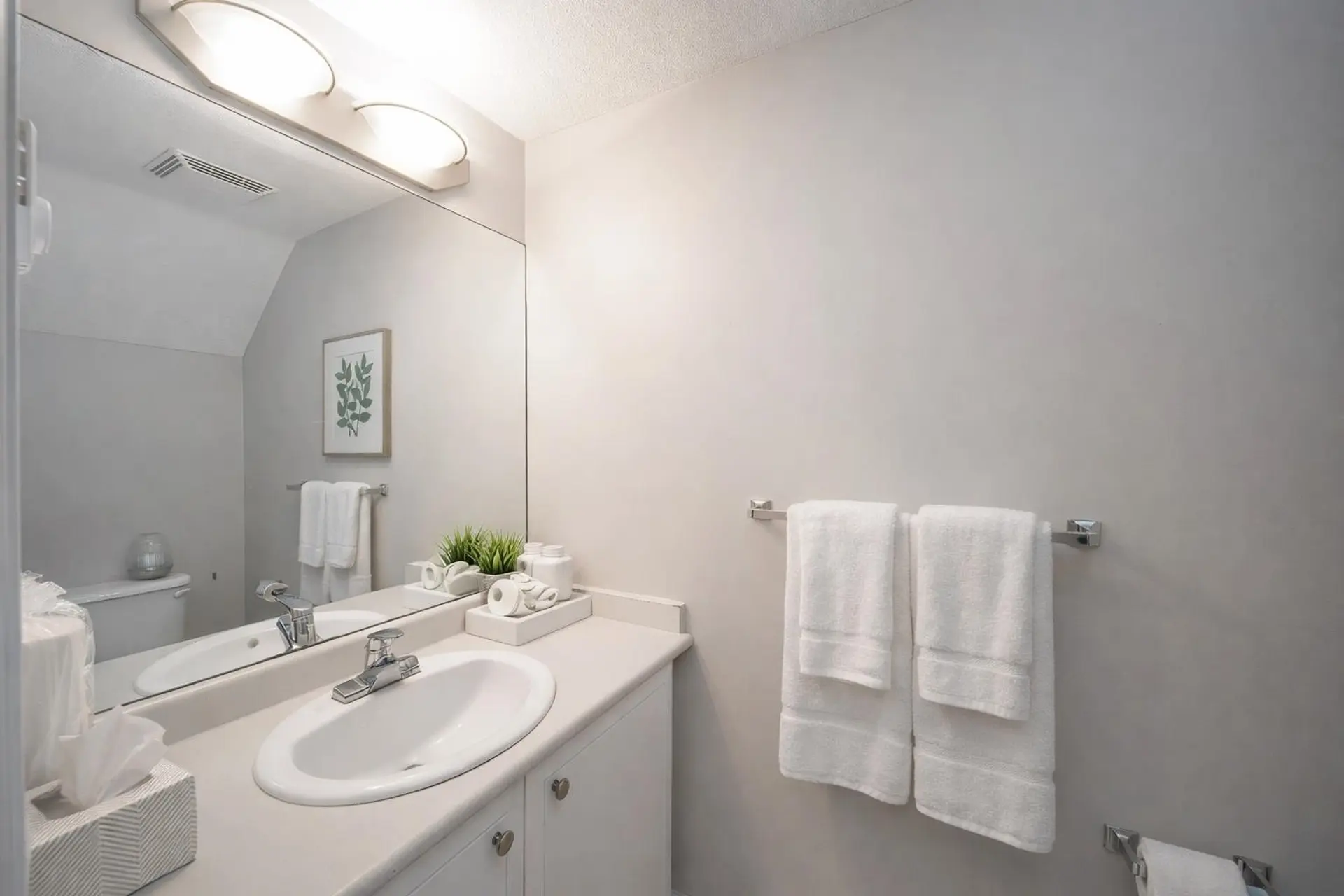 #15 1015 Lynn Valley Road - Image 9
