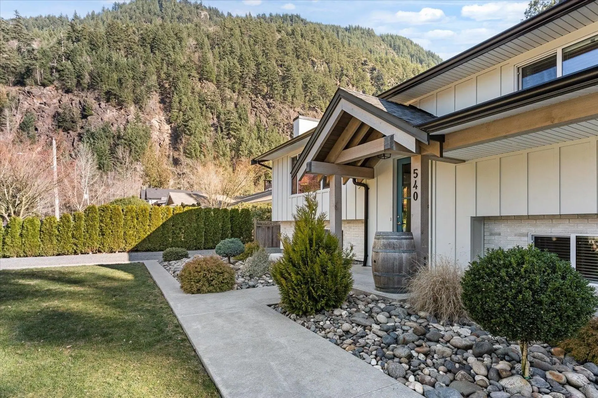 Property at 540 Naismith Avenue, Harrison Hot Springs, BC