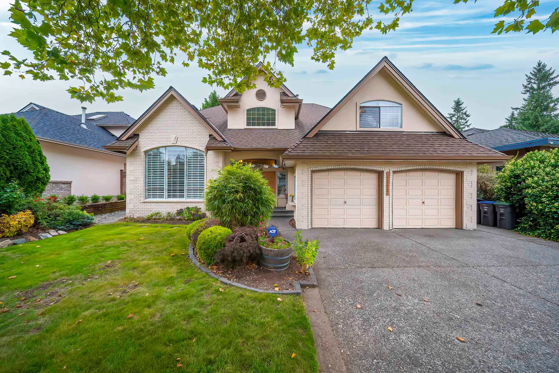 Property at 14872 25a Avenue, Surrey, BC