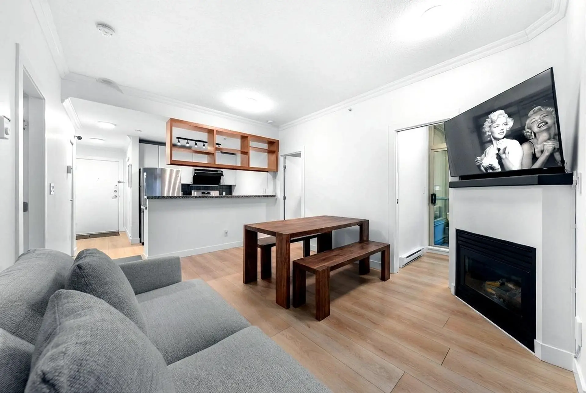 #1805 928 Richards Street - Image 2