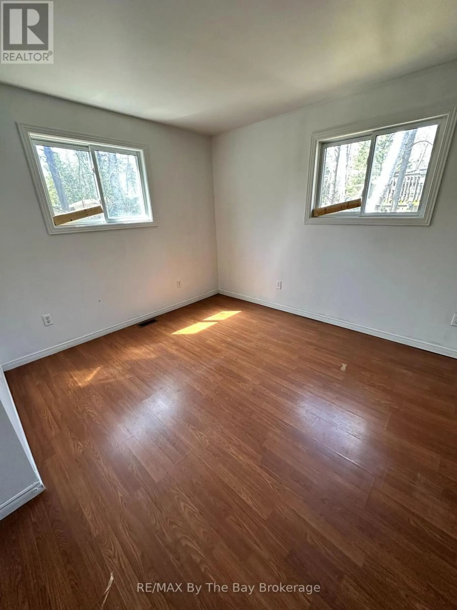 86 30TH STREET N - Image 9