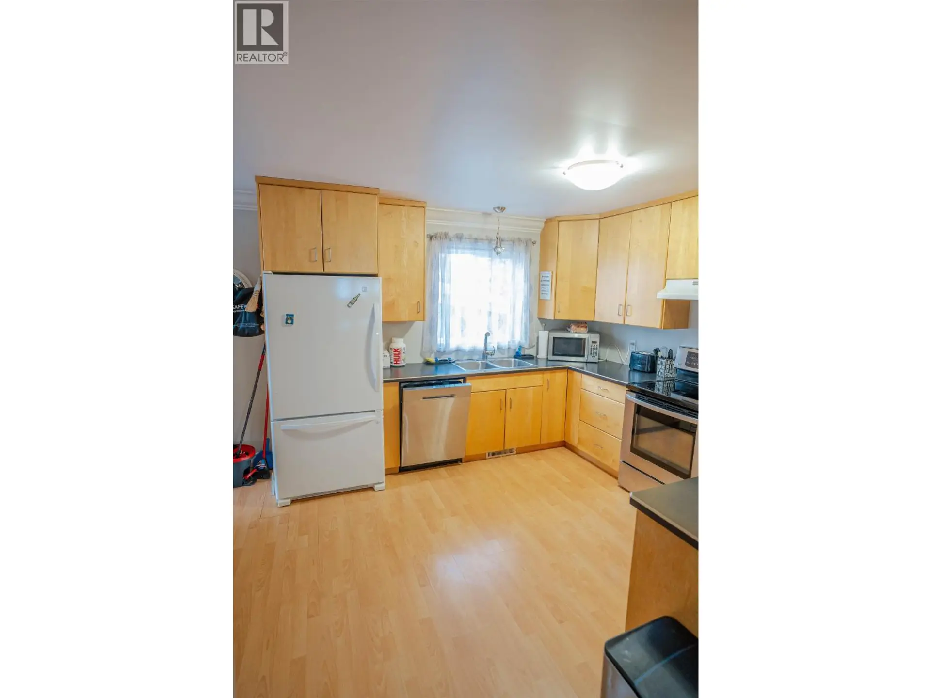 8703-8707 89 AVENUE - Image 7