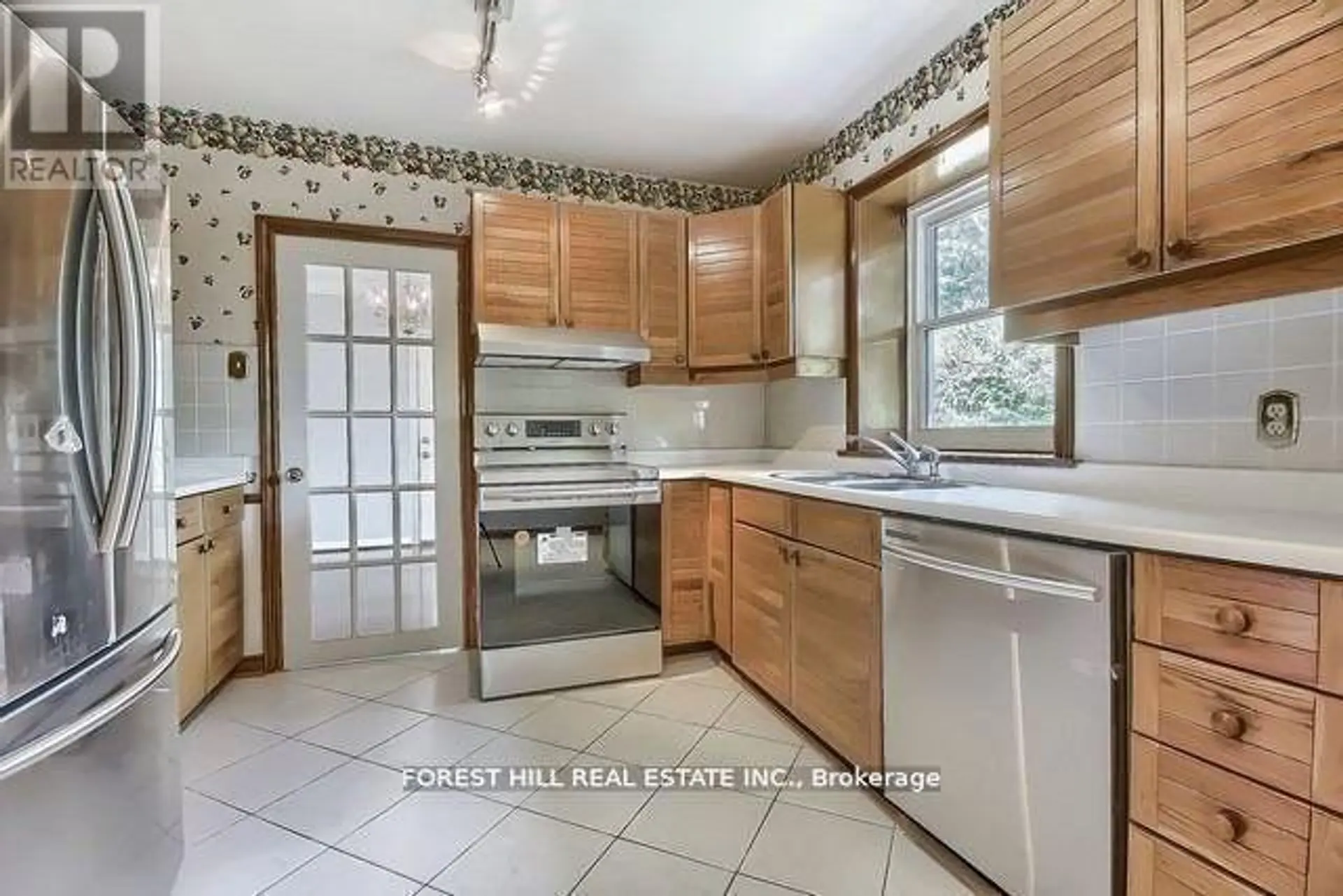 73 RIVERSIDE BOULEVARD - Image 11