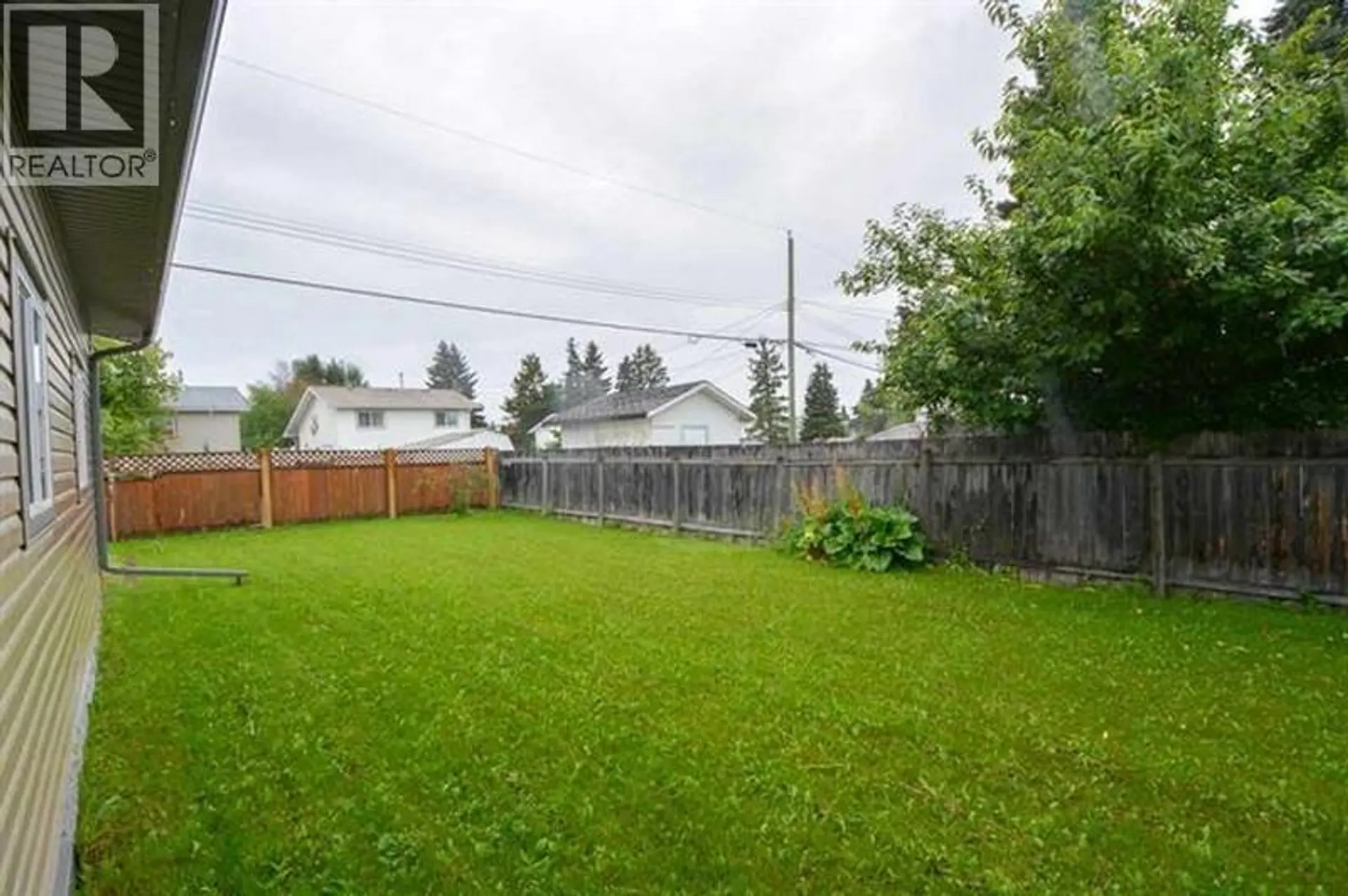 9223 106 AVENUE - Image 3