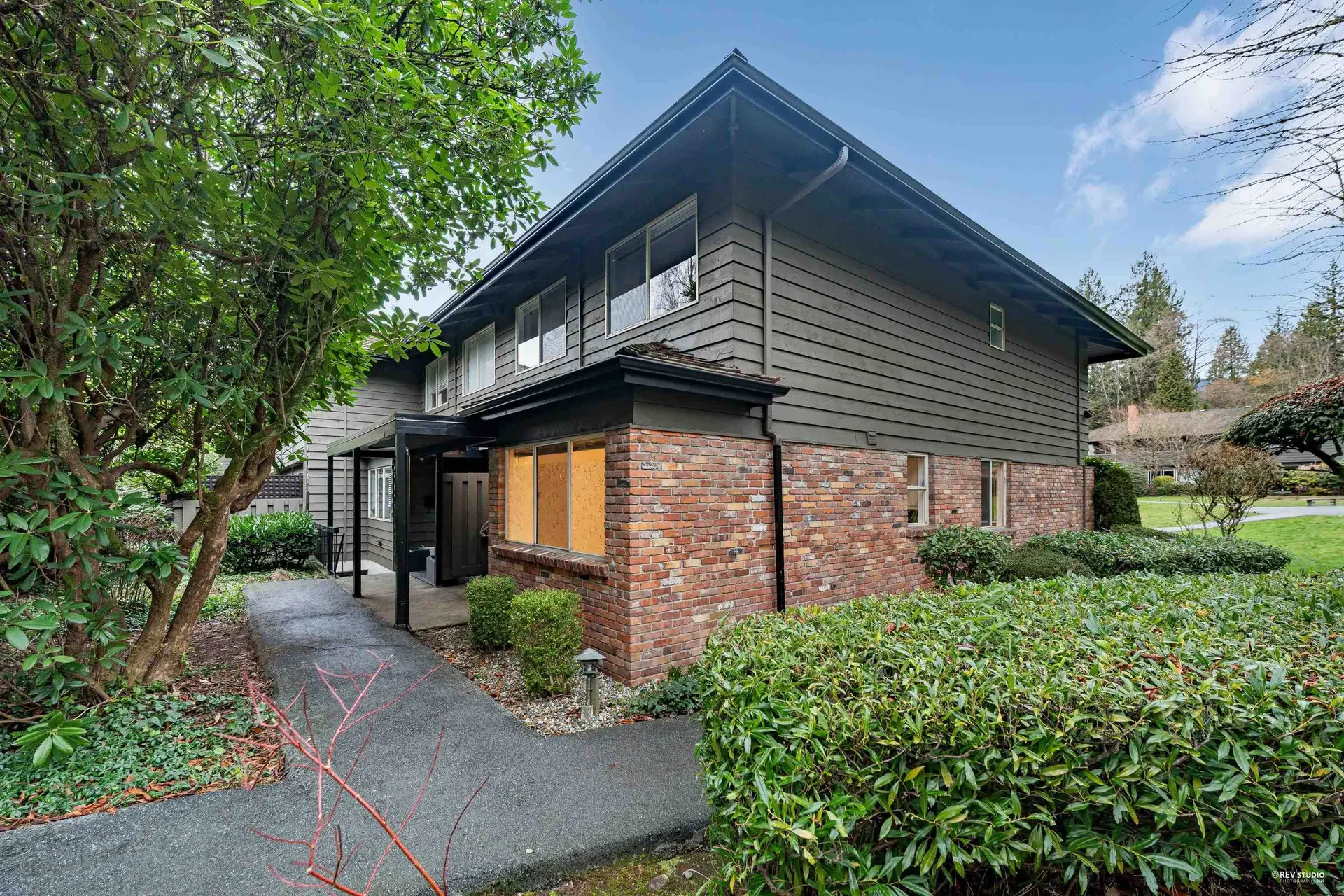 Property at #1109 235 Keith Road, West Vancouver, BC