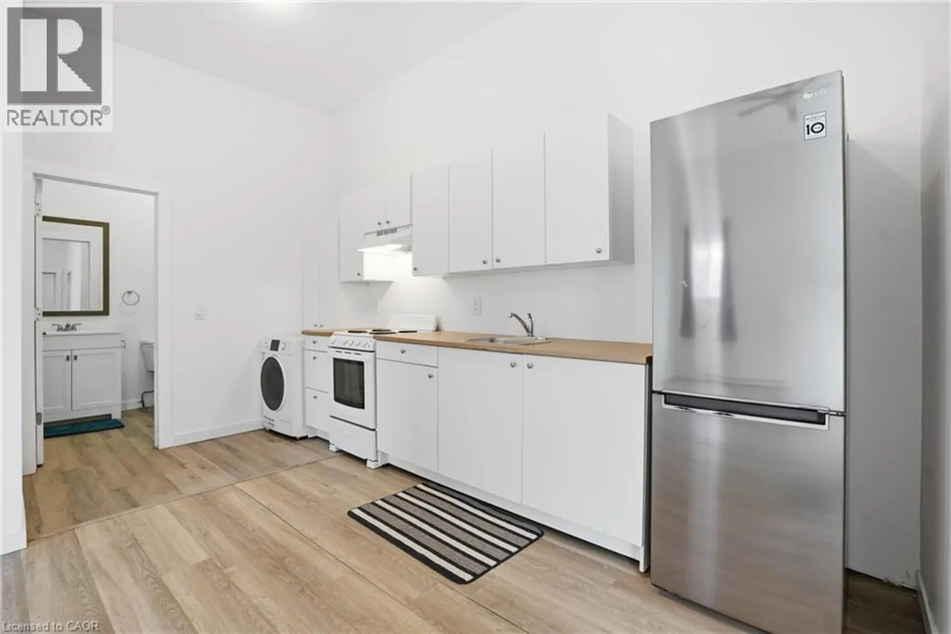 14 AVENUE PLACE - Image 5