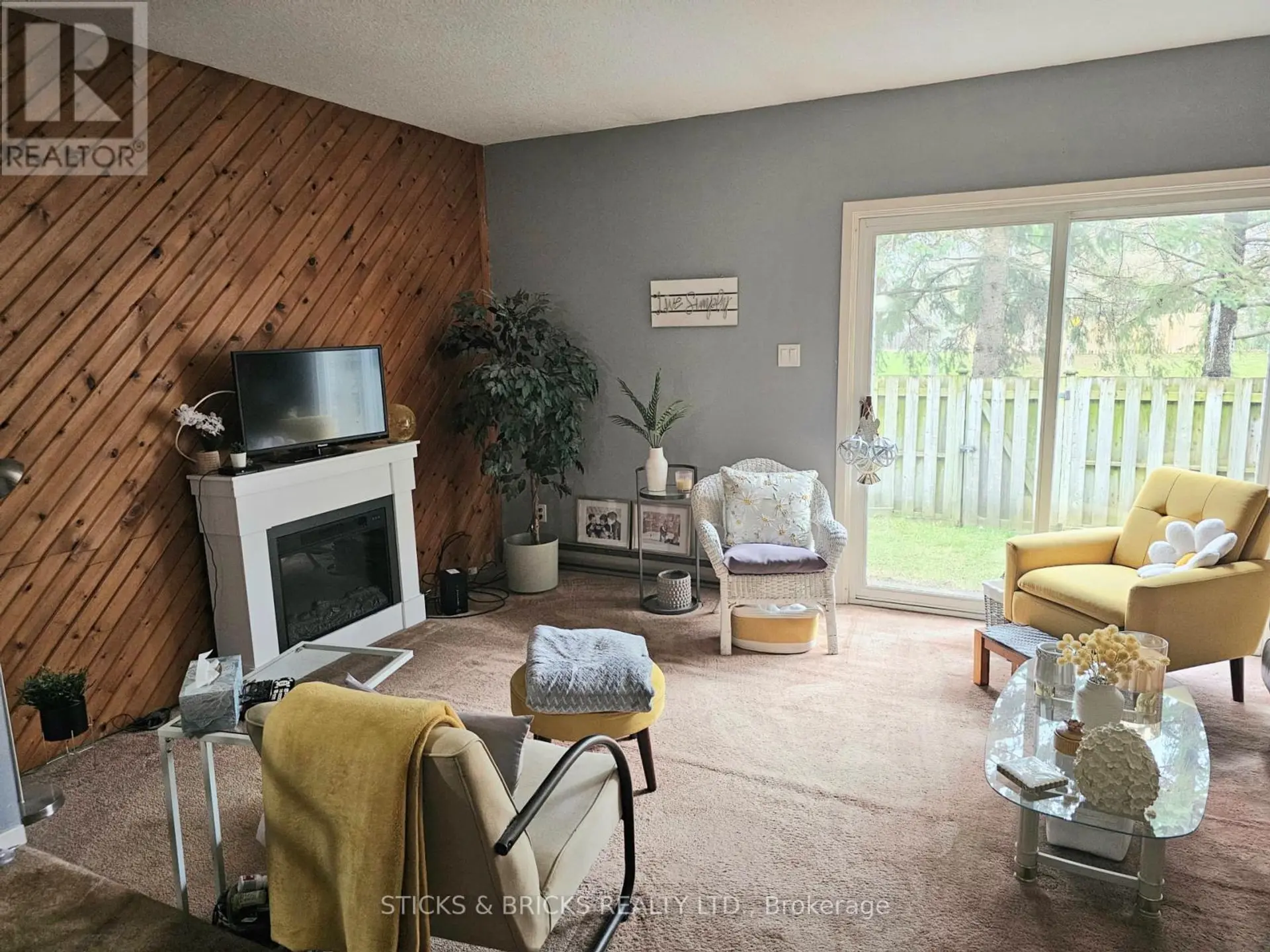 #1 5815 SWAYZE DRIVE - Image 4