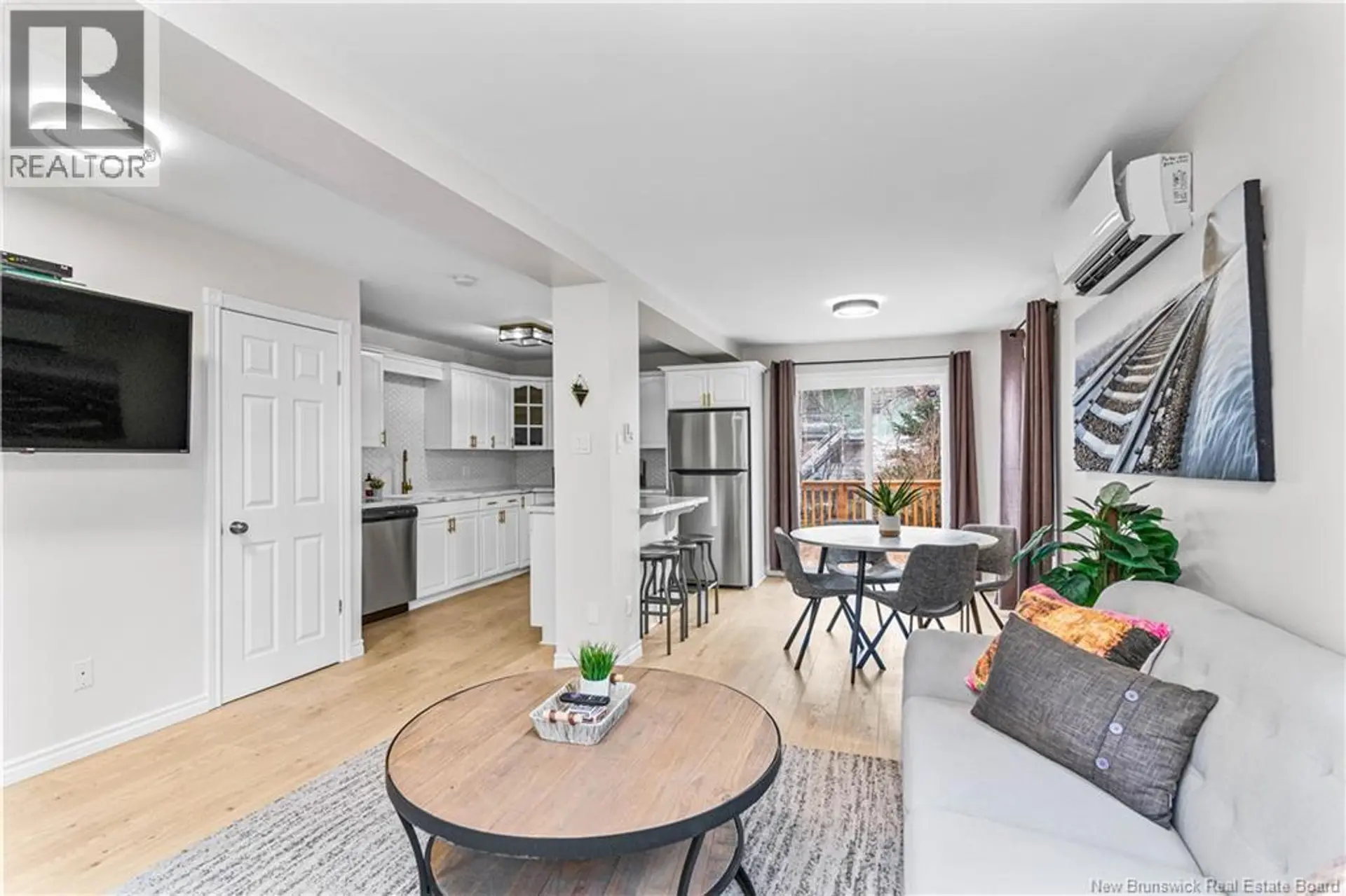 144 LESTER AVENUE - Image 4