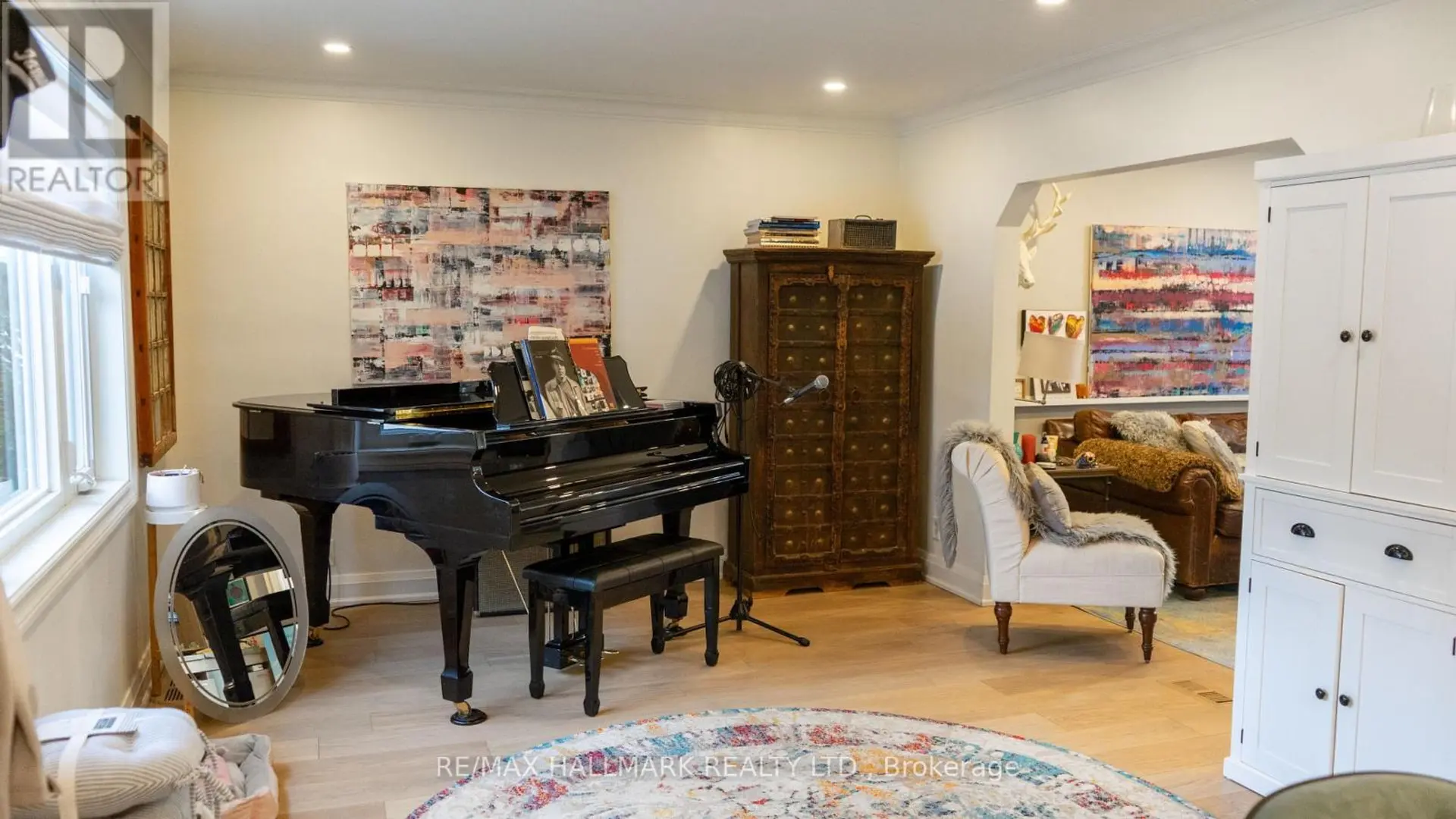 203 ELMHURST AVENUE - Image 4