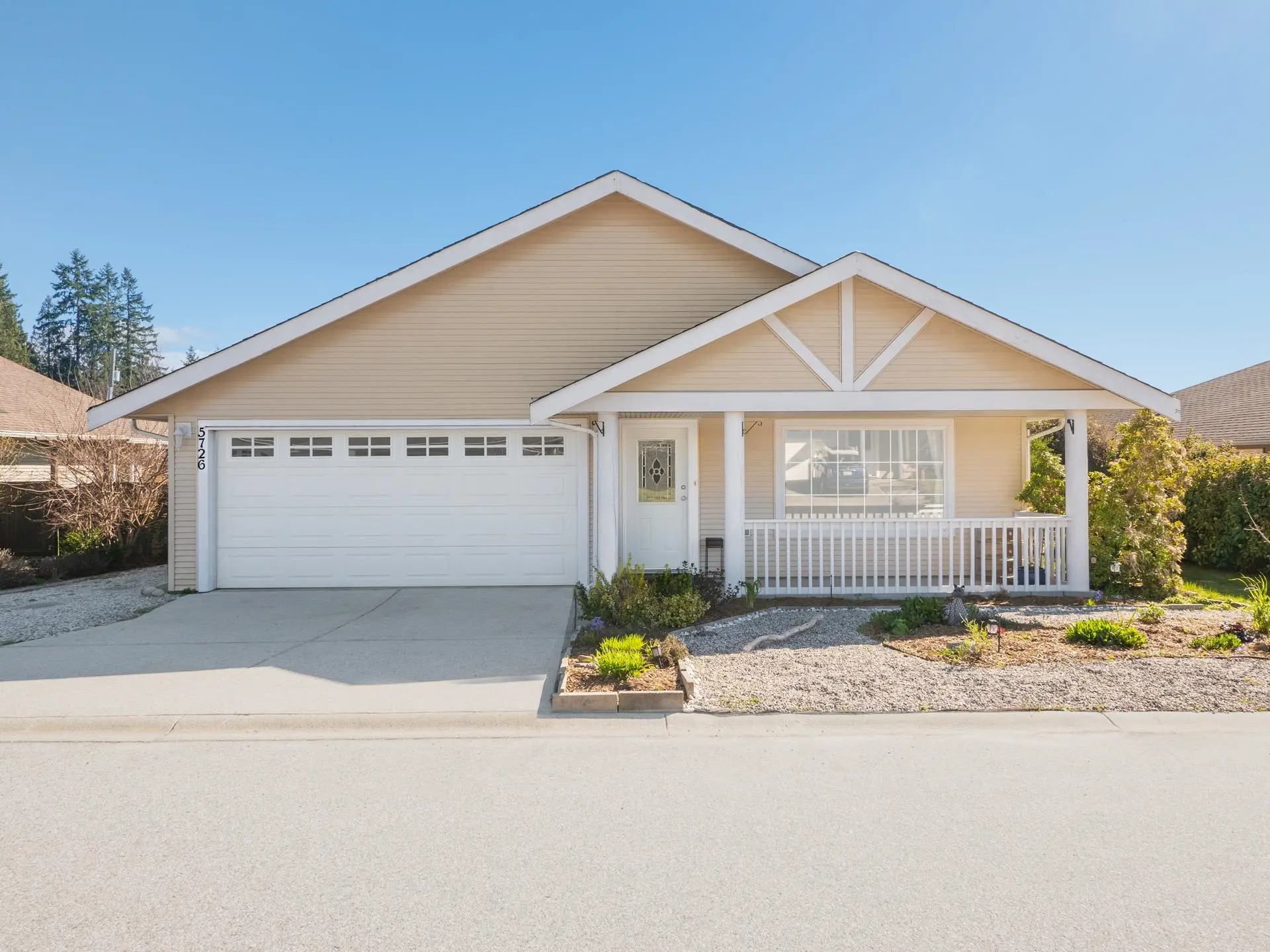 Property at 5726 Emily Way, Sechelt, BC
