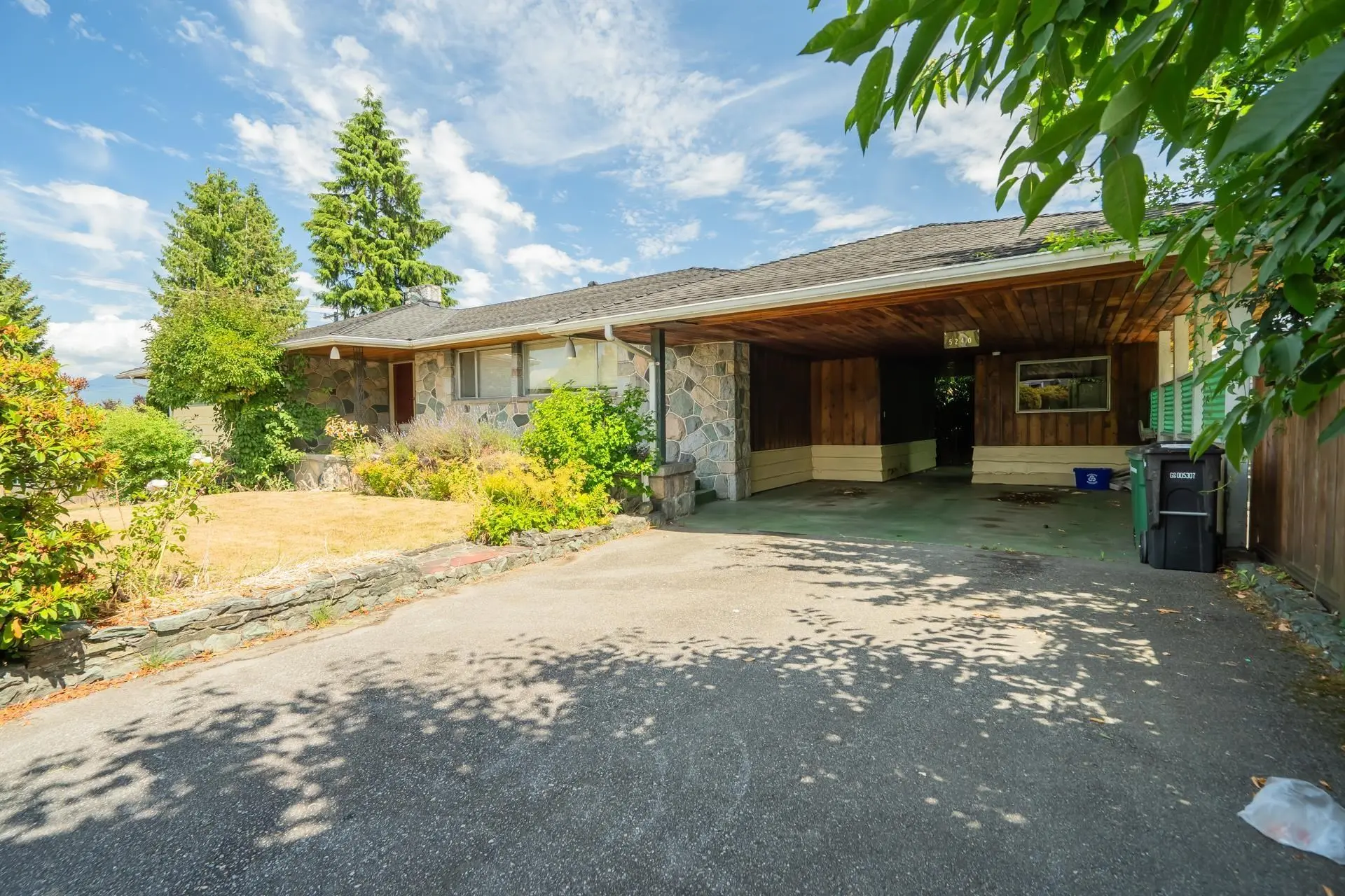 5240 Halley Avenue - Image 2