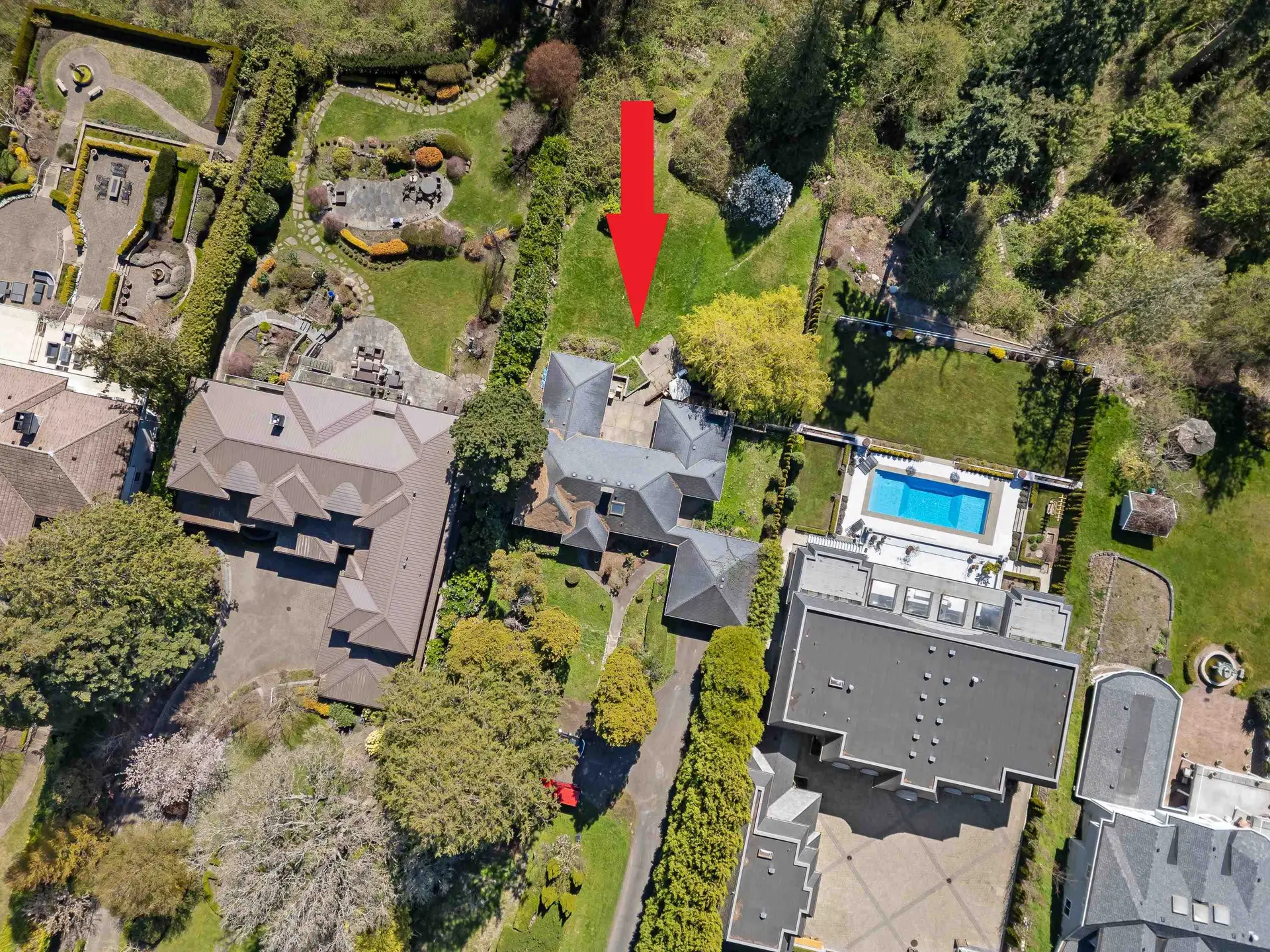 13706 Marine Drive - Image 5